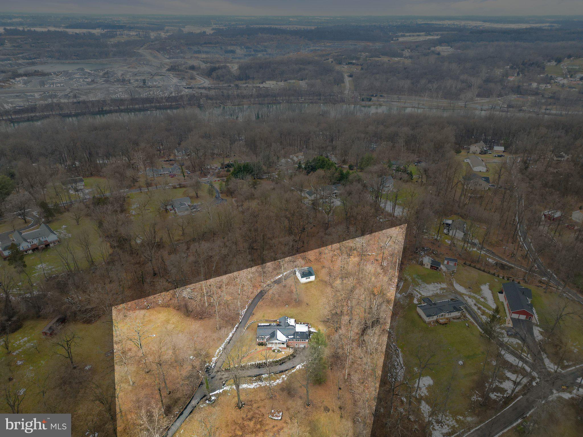 WIDE RIVER FARM - Residential