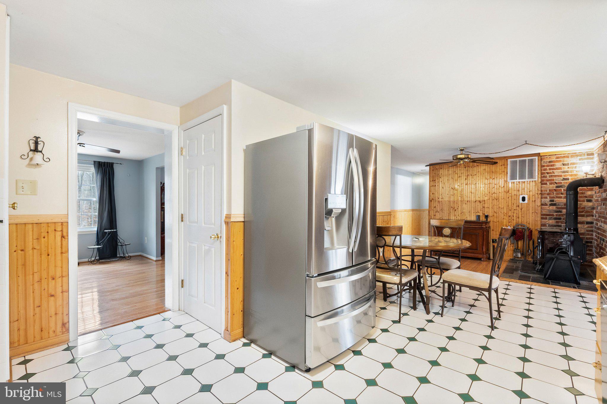 WIDE RIVER FARM - Residential