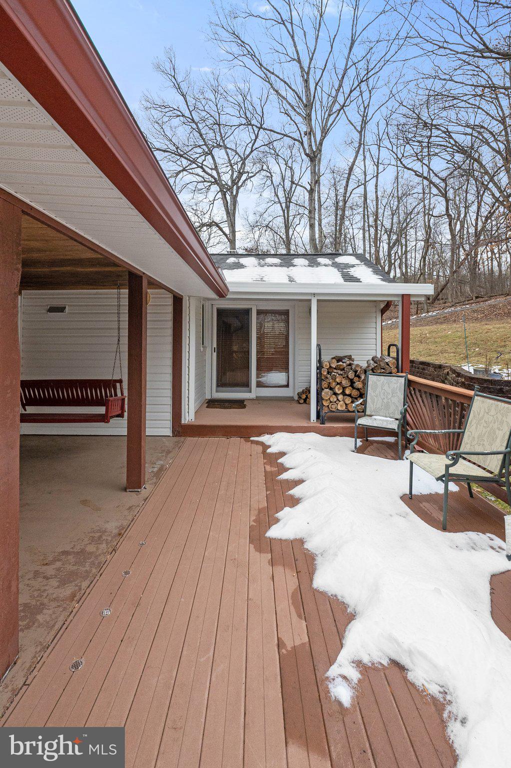 WIDE RIVER FARM - Residential