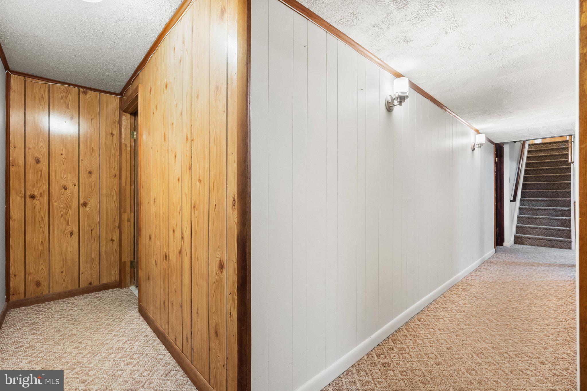 WIDE RIVER FARM - Residential