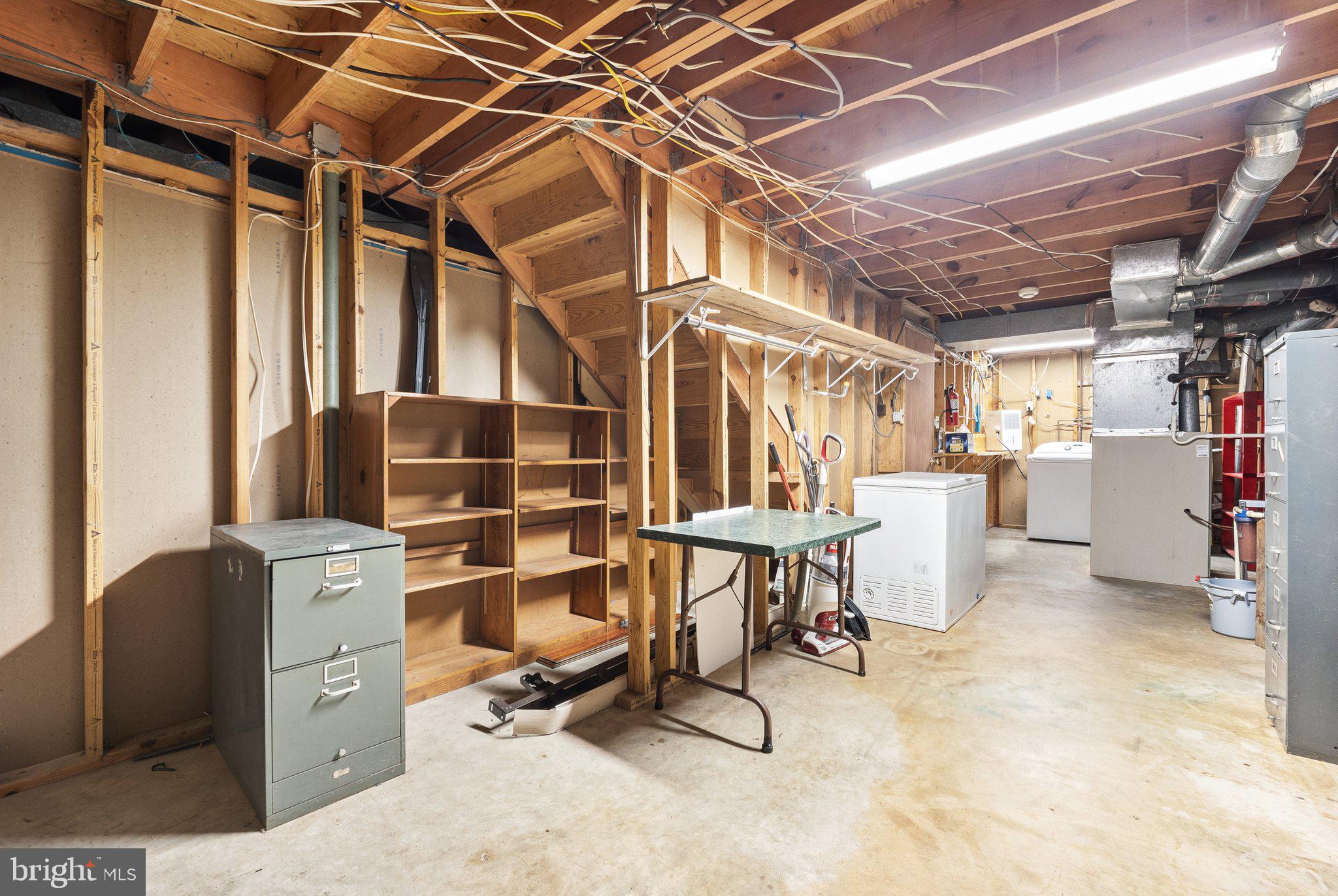 WIDE RIVER FARM - Residential