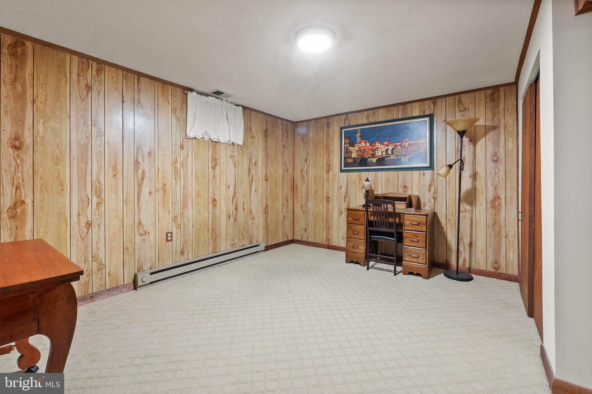 WIDE RIVER FARM - Residential