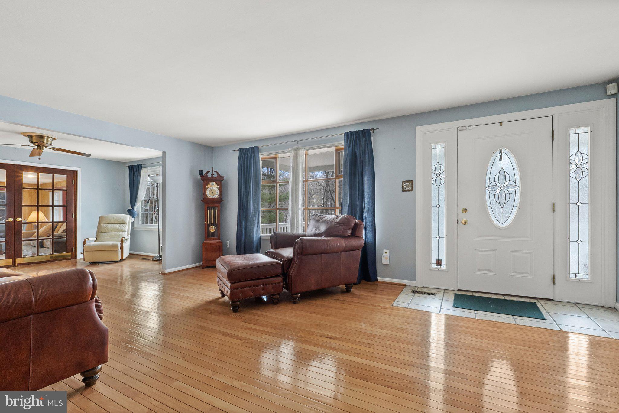 WIDE RIVER FARM - Residential