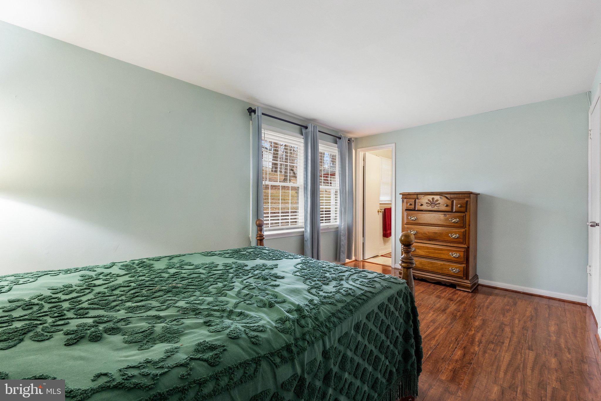 WIDE RIVER FARM - Residential