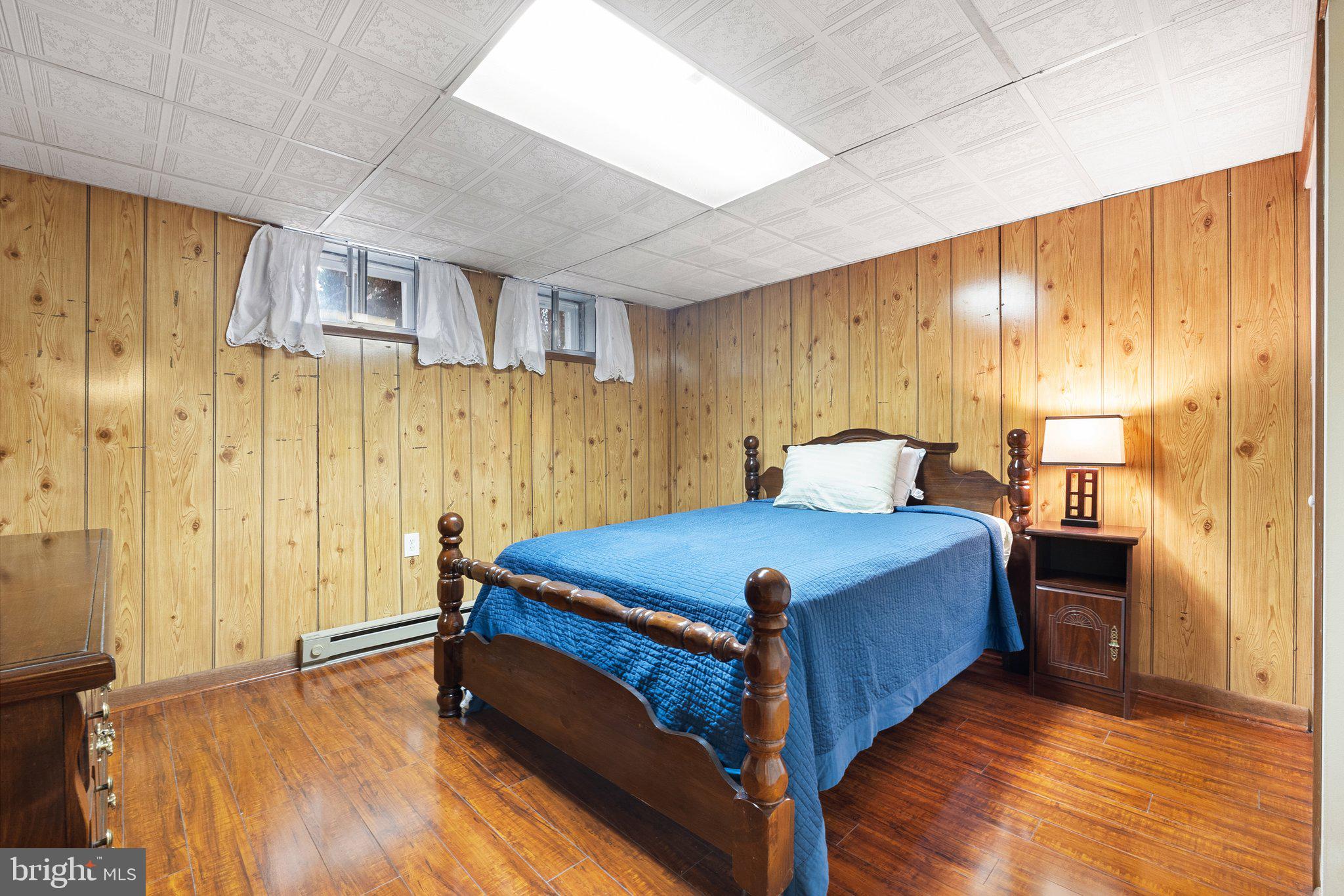 WIDE RIVER FARM - Residential