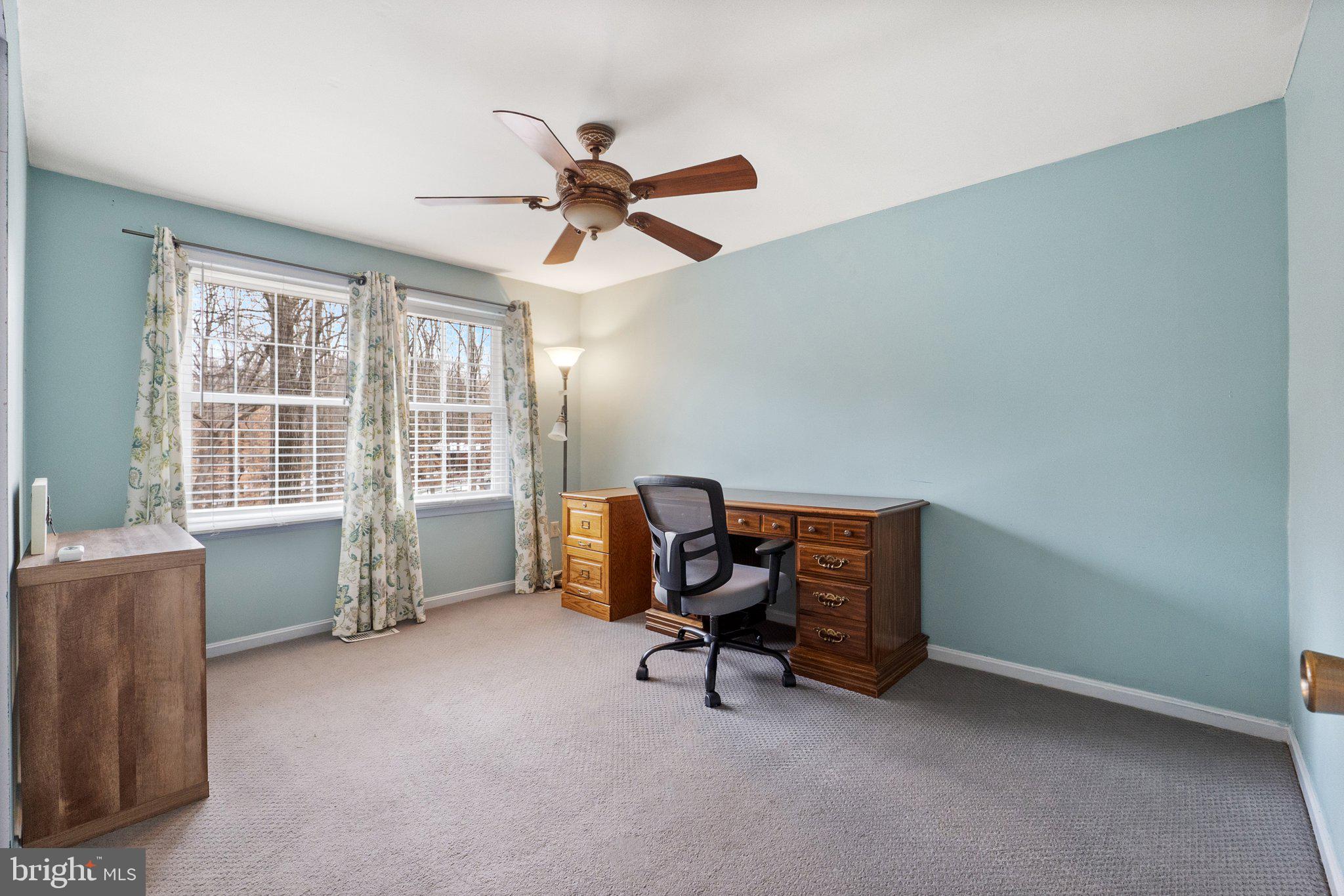 WIDE RIVER FARM - Residential