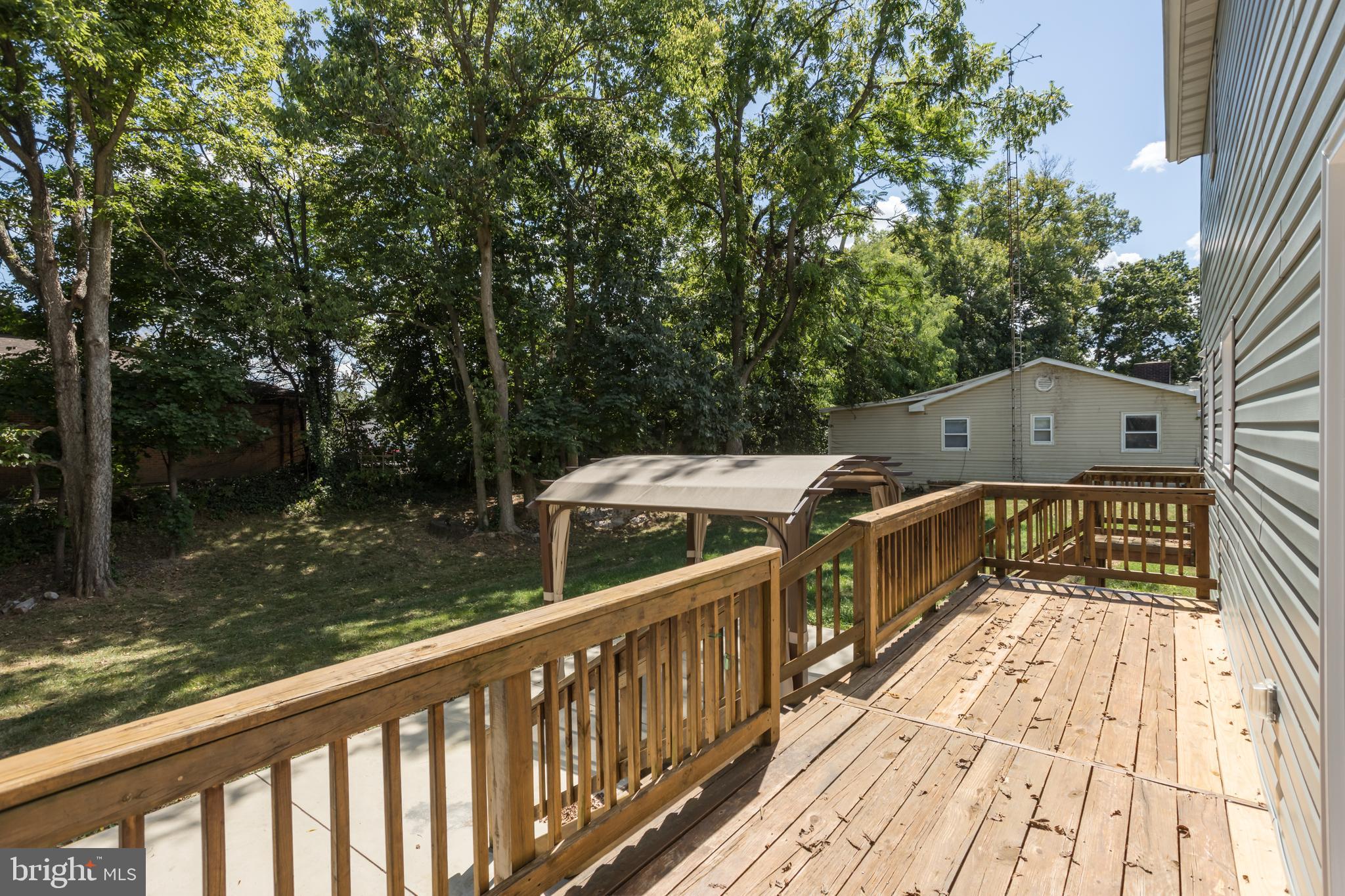 BRIARWOOD - Residential