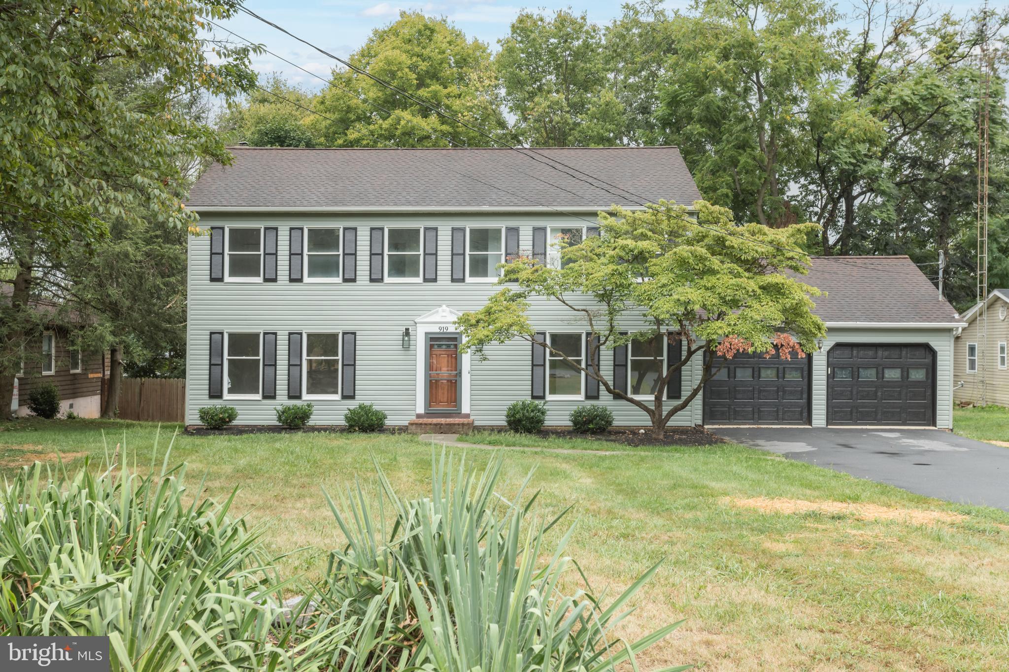 BRIARWOOD - Residential