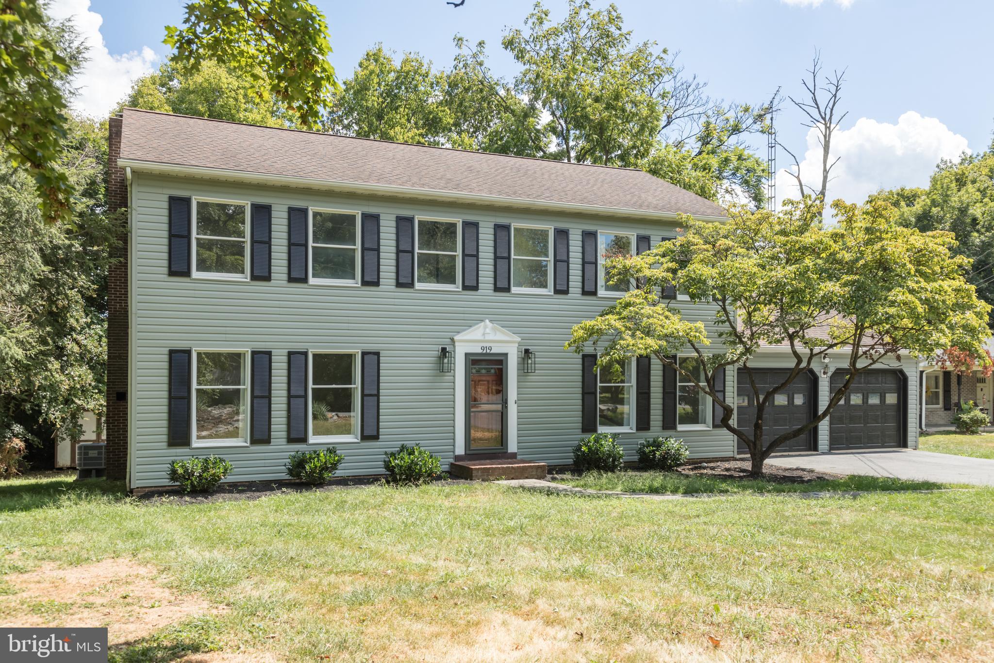 BRIARWOOD - Residential