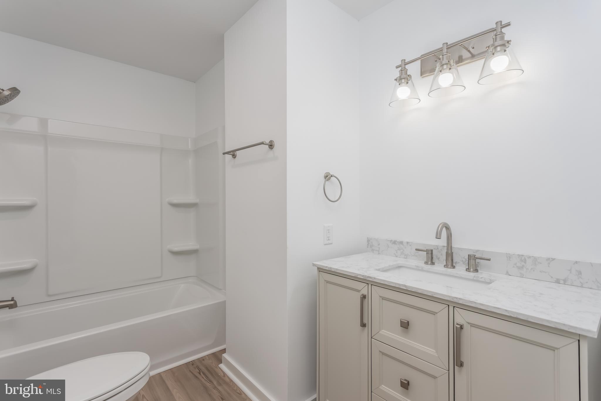 BRIARWOOD - Residential