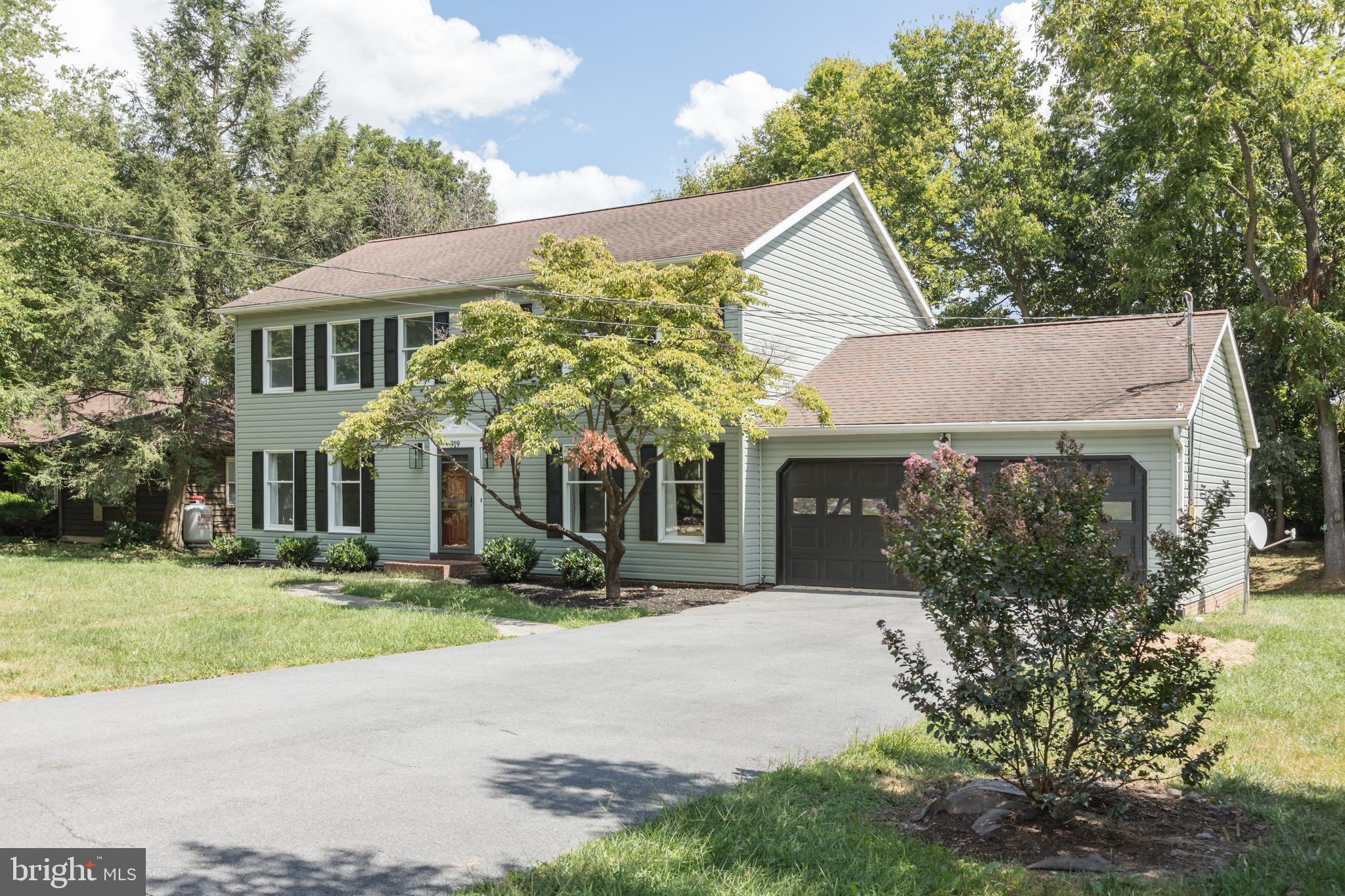 BRIARWOOD - Residential