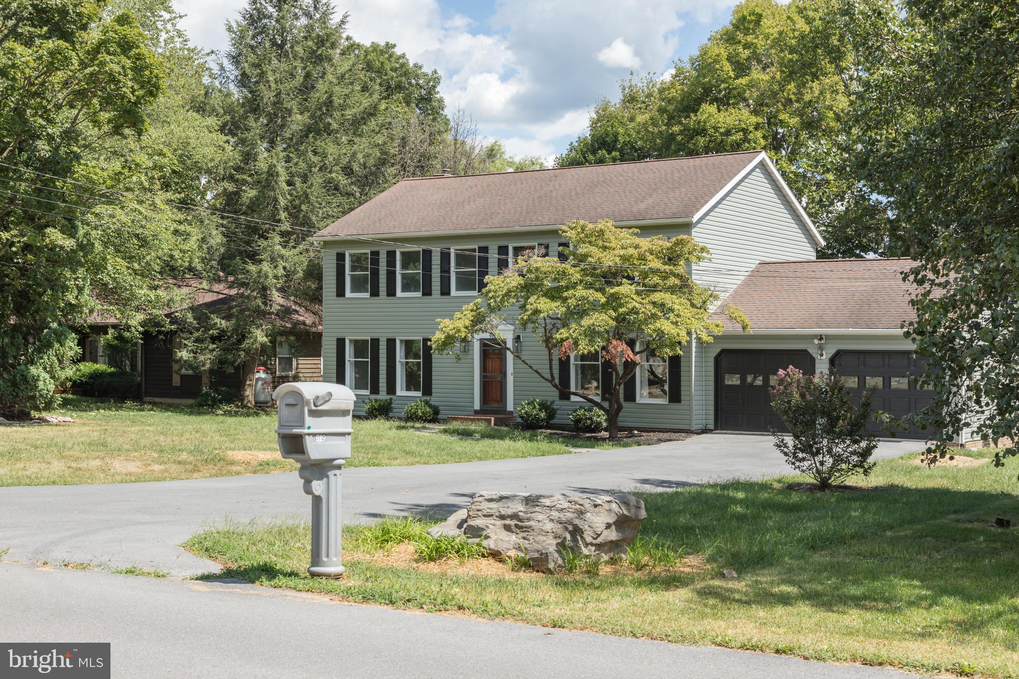 BRIARWOOD - Residential