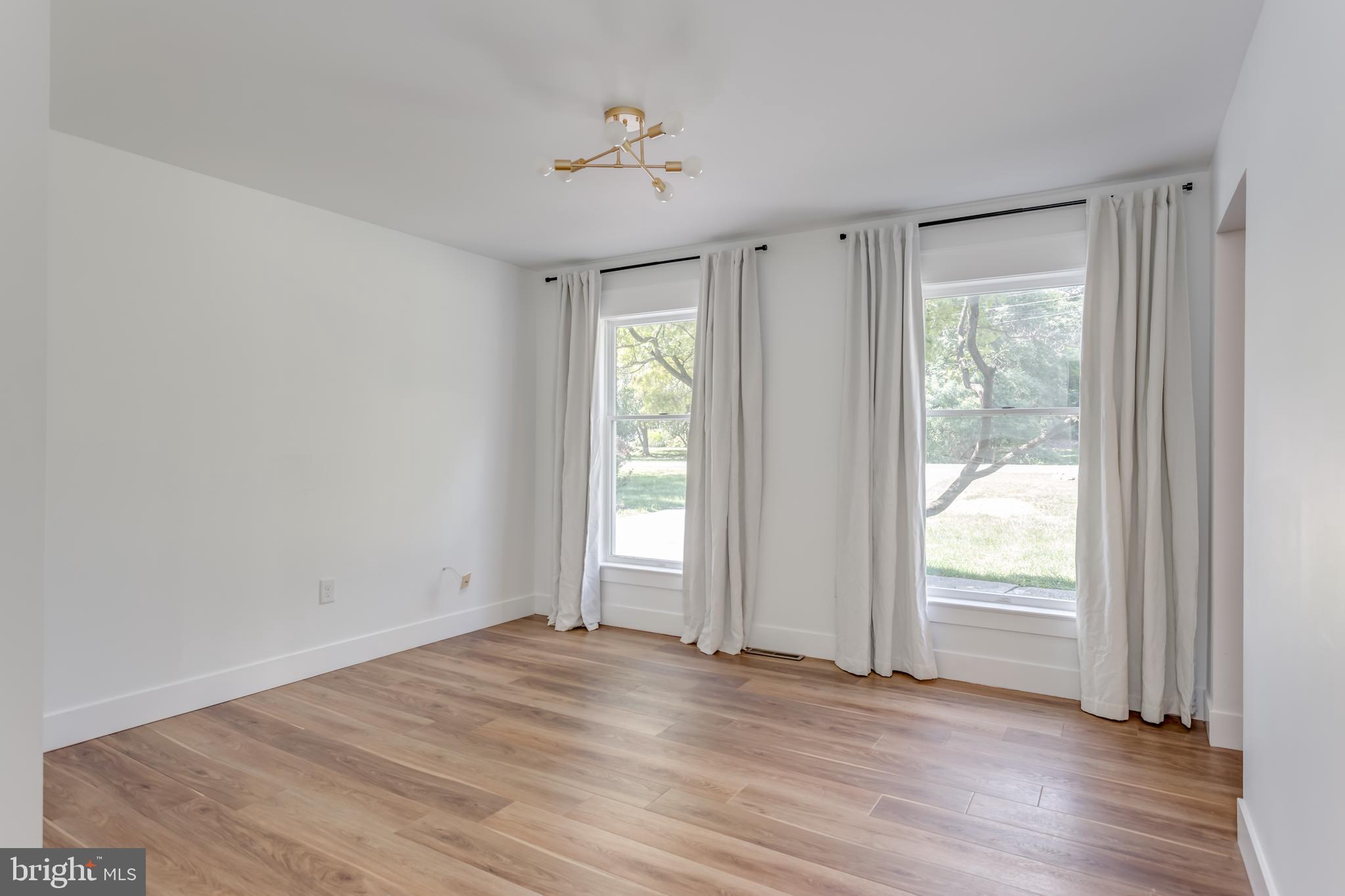 BRIARWOOD - Residential