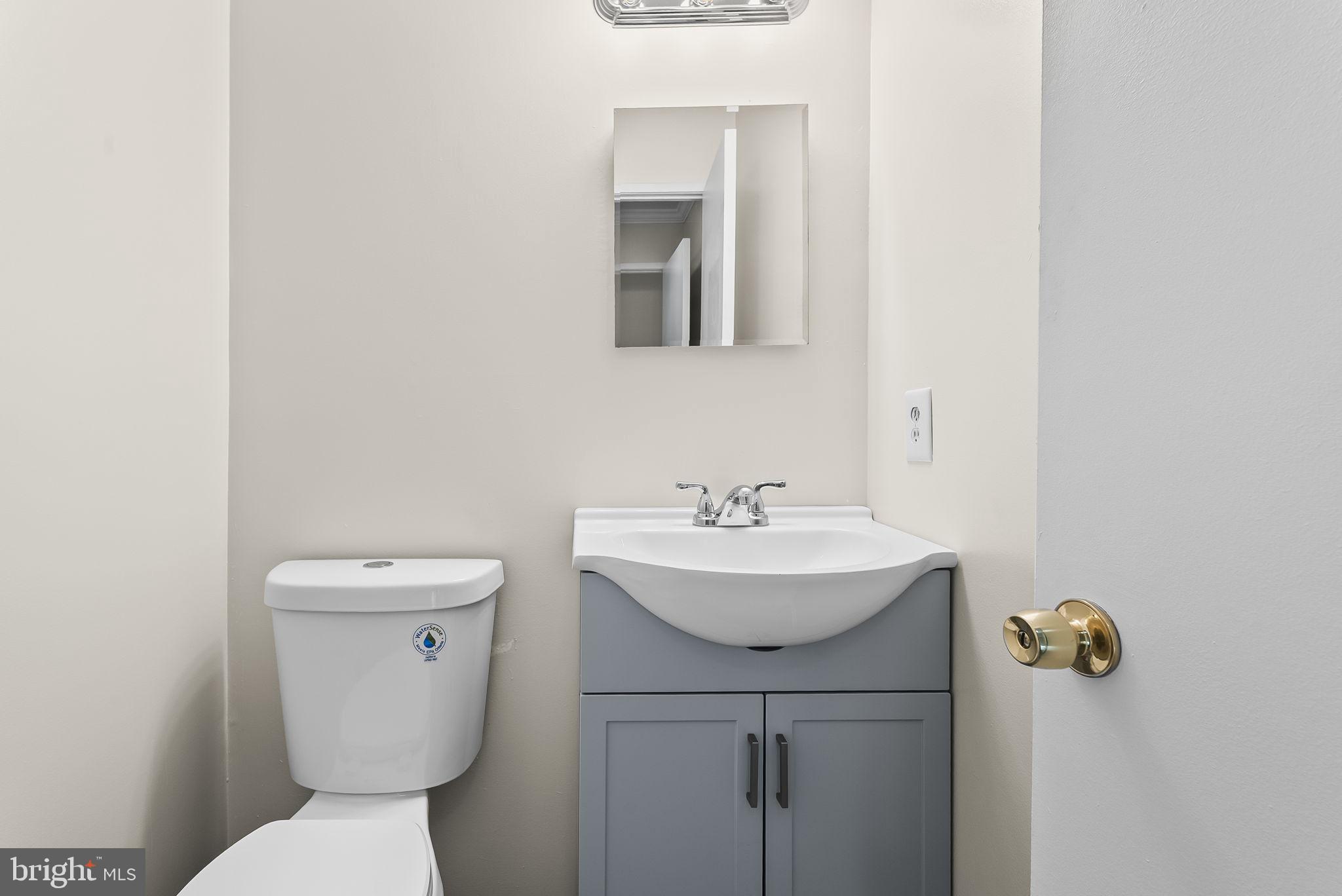 ESSEX PLACE - Residential