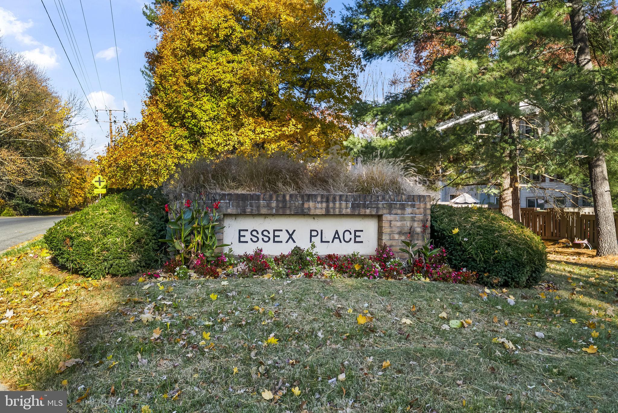 ESSEX PLACE - Residential