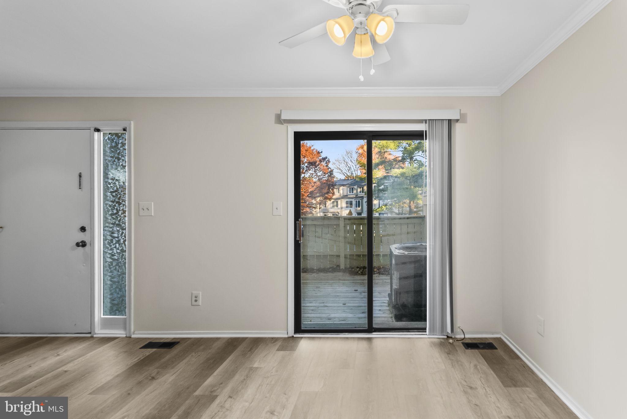 ESSEX PLACE - Residential