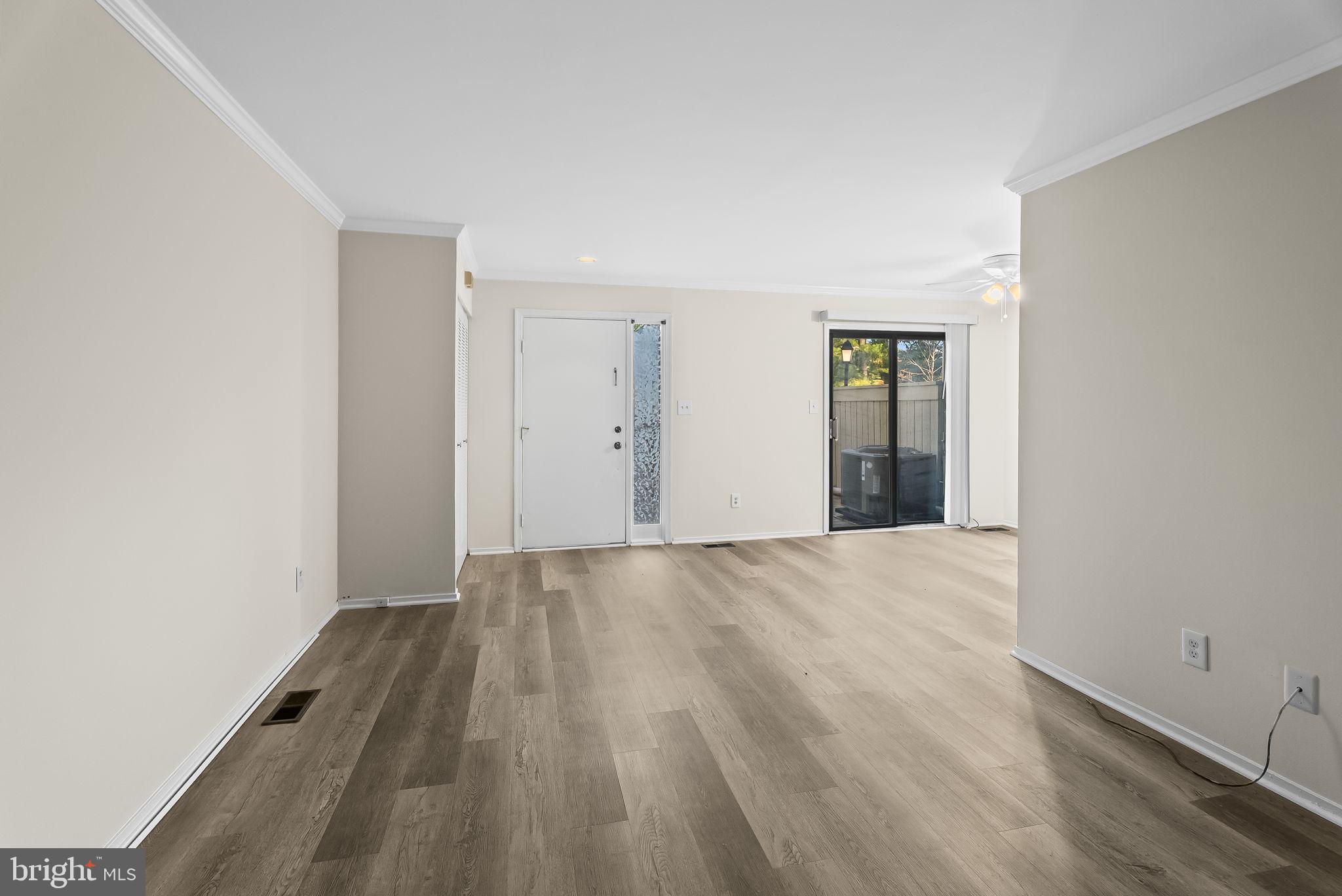 ESSEX PLACE - Residential