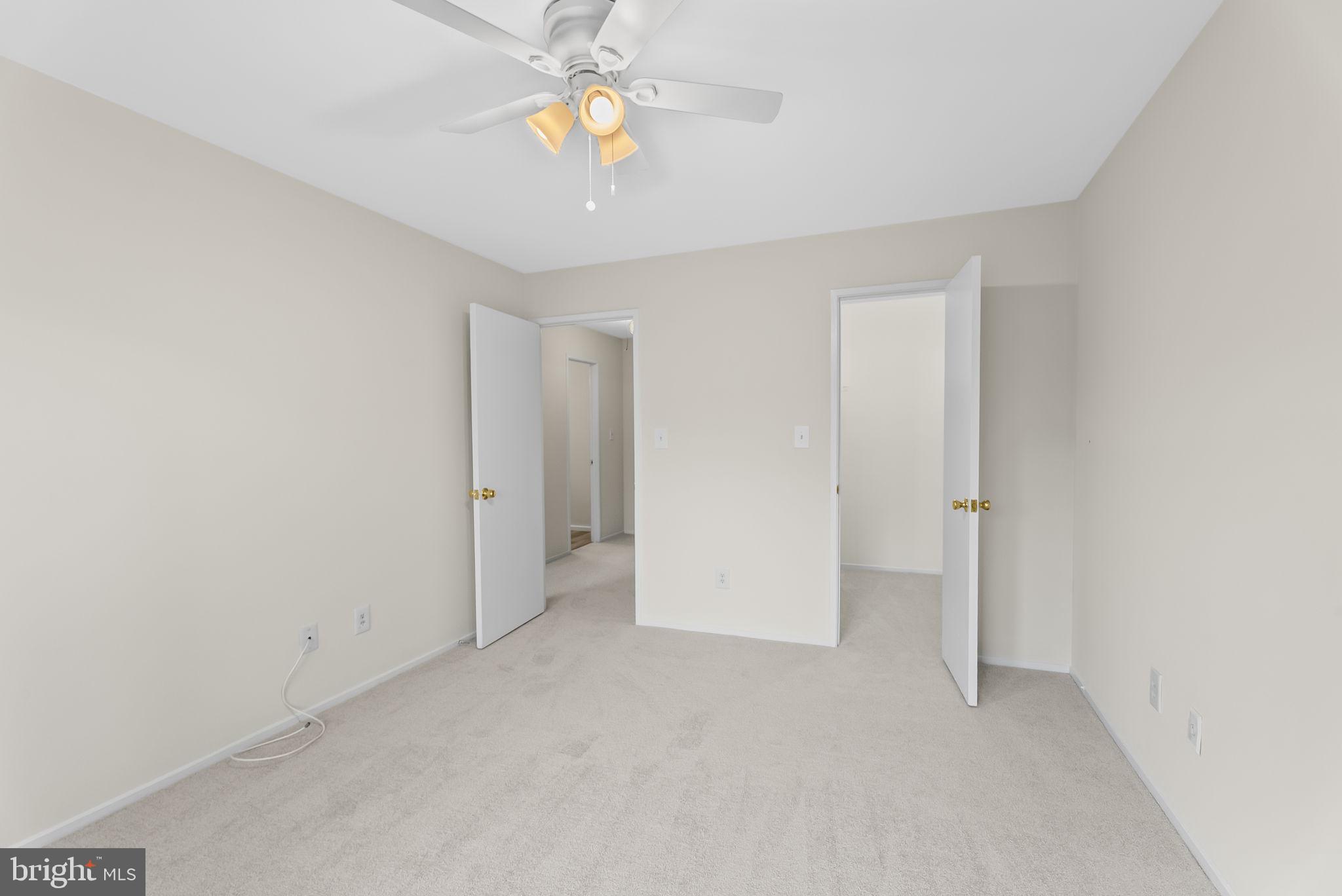 ESSEX PLACE - Residential