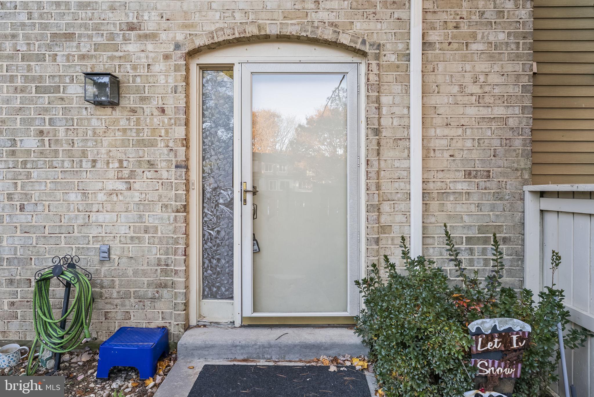 ESSEX PLACE - Residential