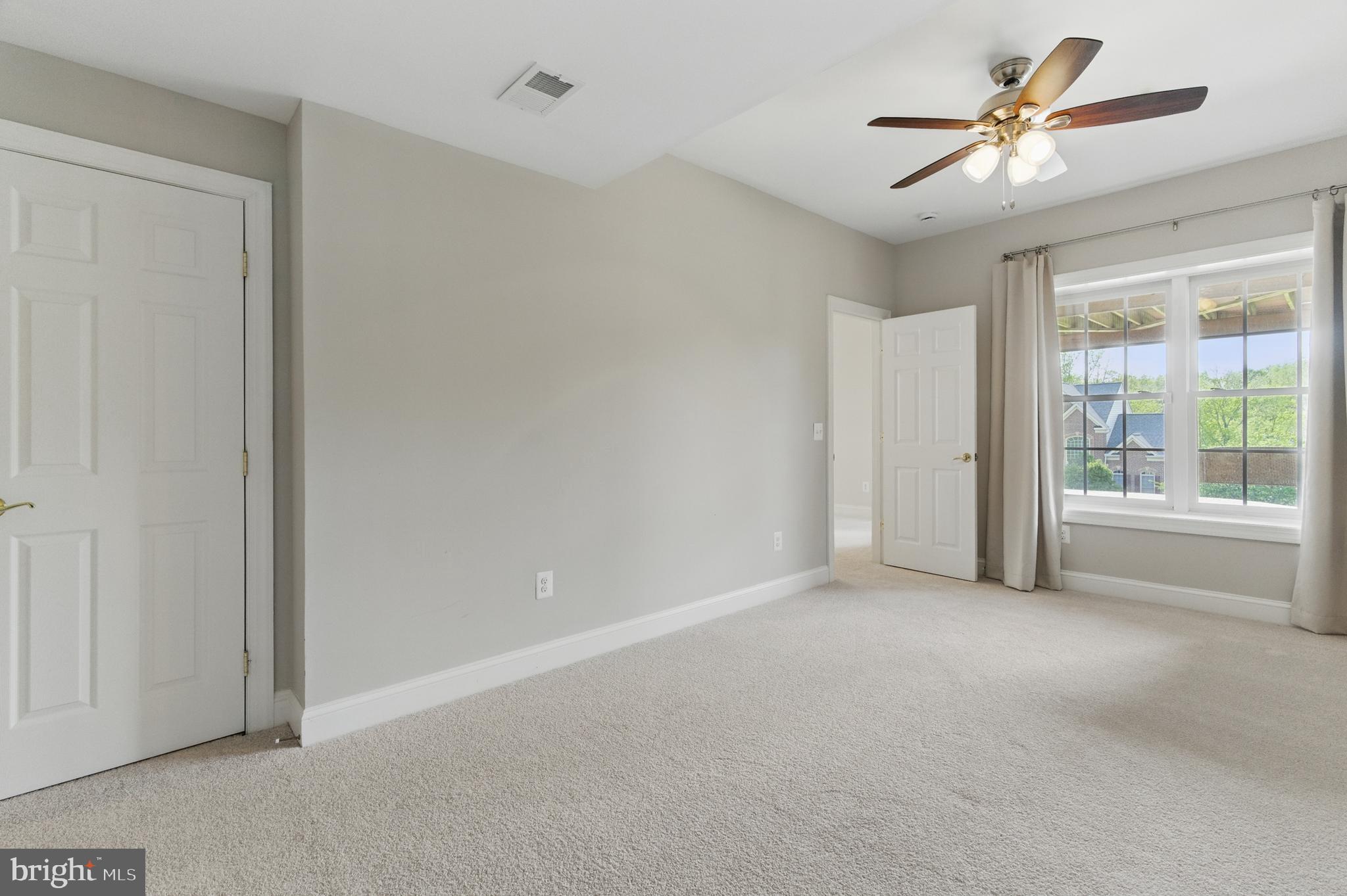 THE REGENTS AT LAKE MANASSAS - Residential