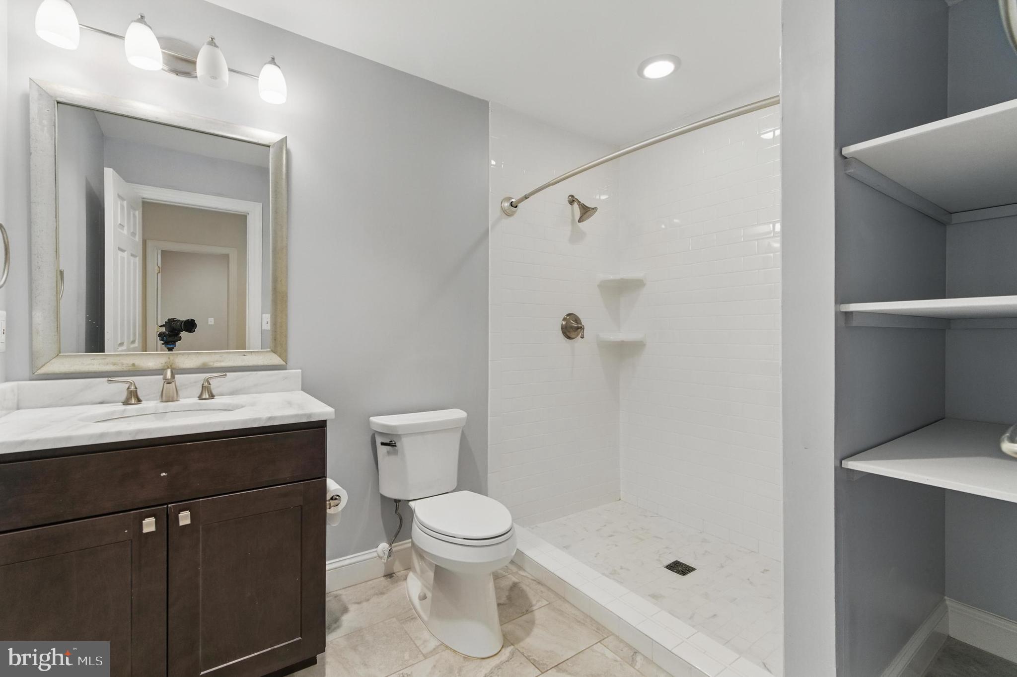 THE REGENTS AT LAKE MANASSAS - Residential