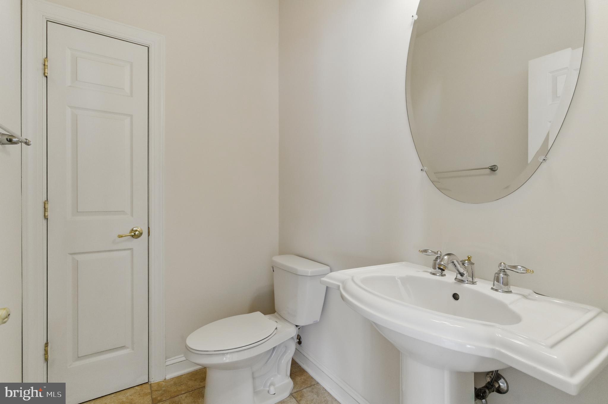 THE REGENTS AT LAKE MANASSAS - Residential