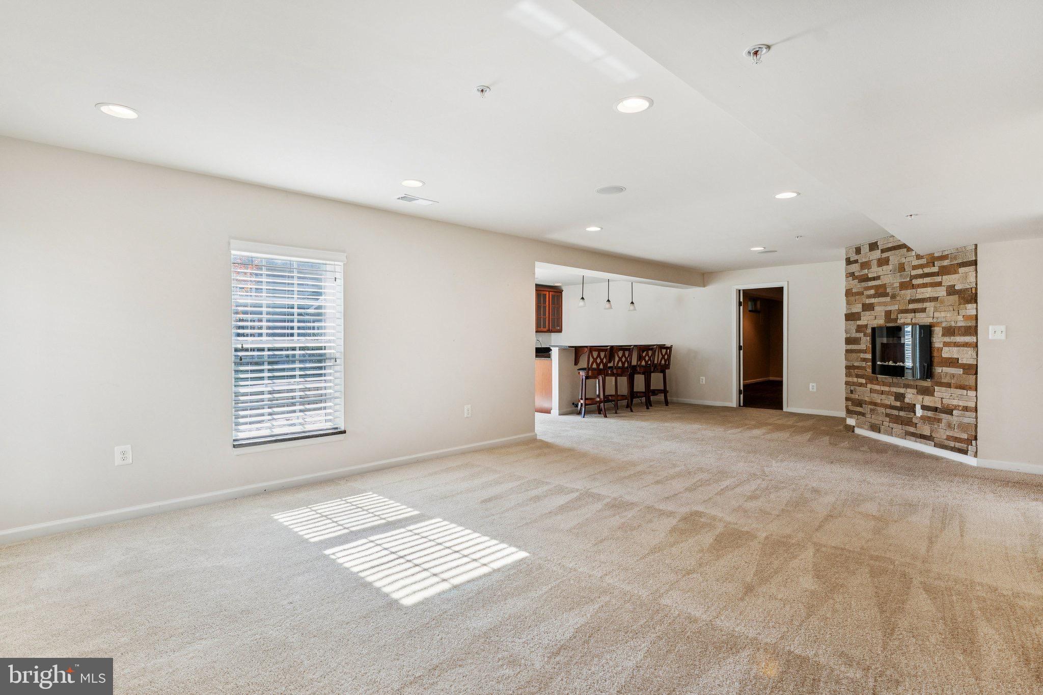 BEECH TREE NORTH VILLAGE - Residential Lease