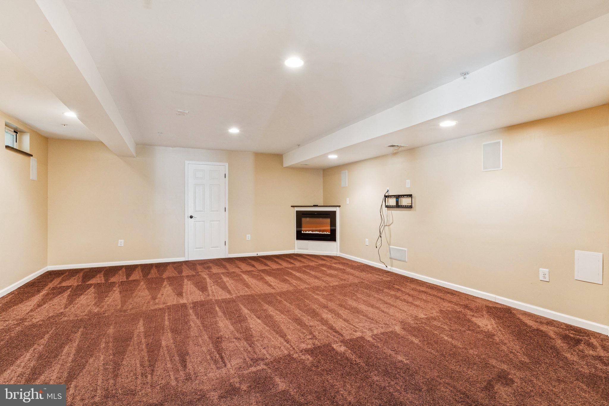 BEECH TREE NORTH VILLAGE - Residential Lease