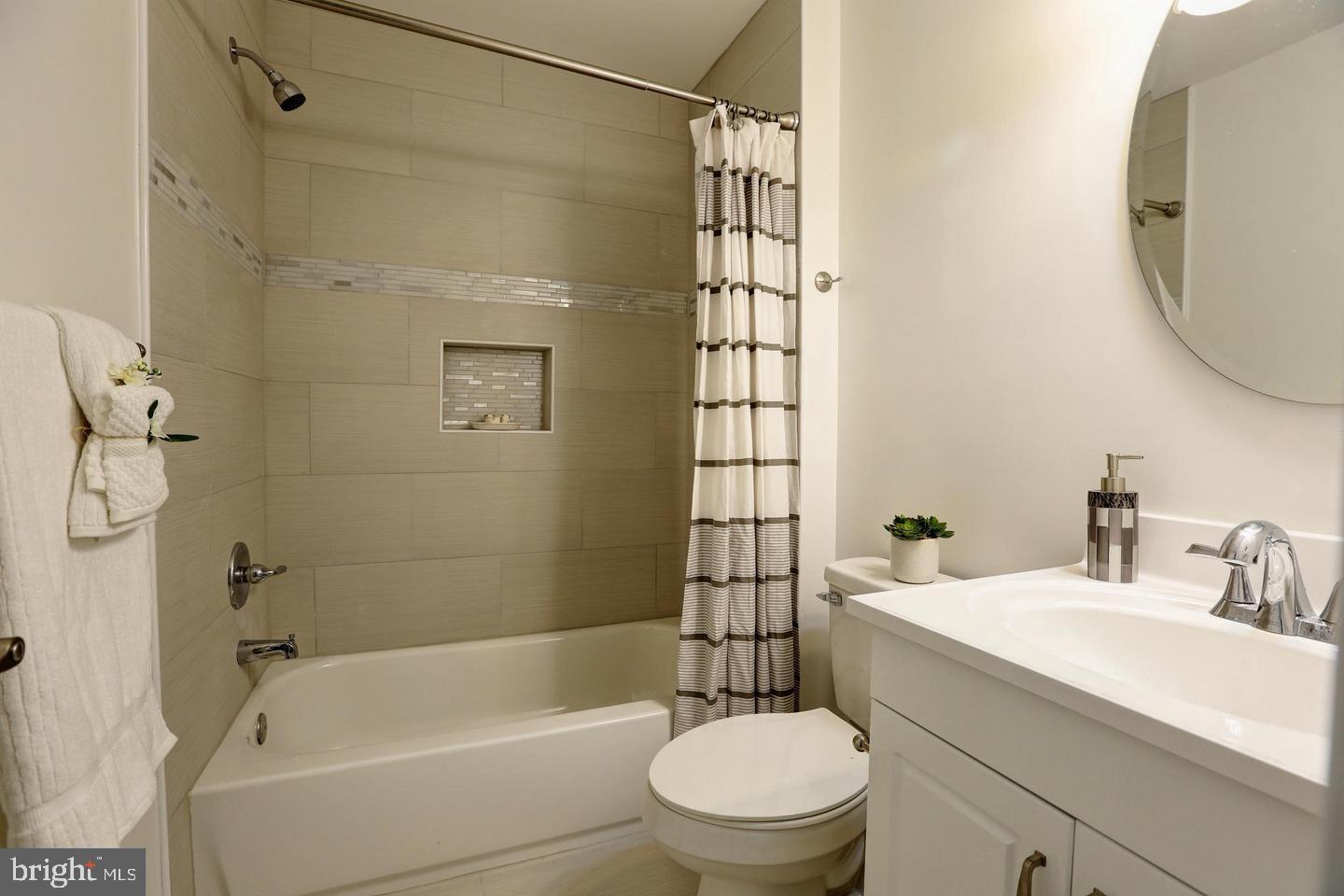 GERMANTOWN VIEW - Residential Lease