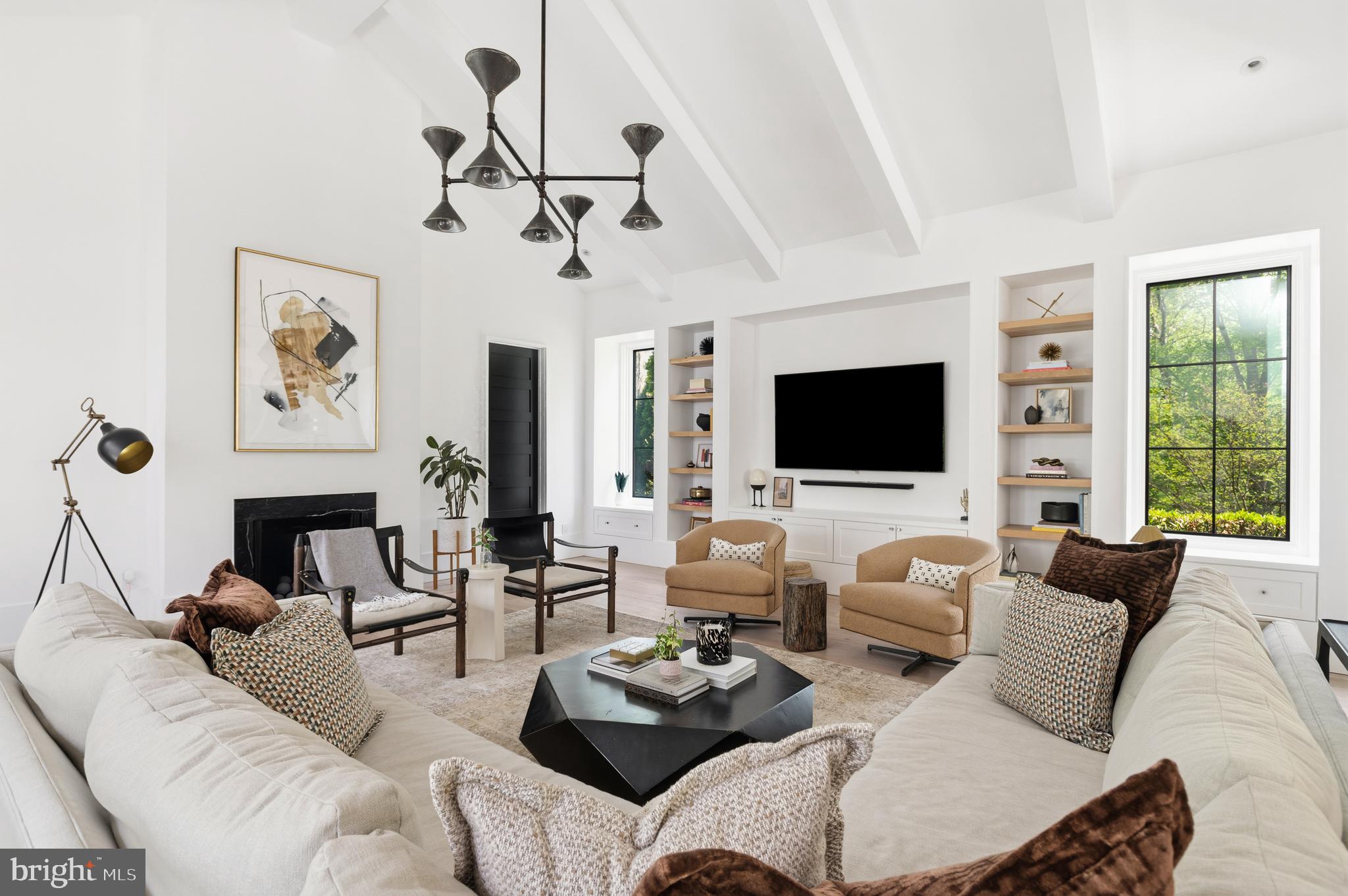 LONGWOOD - Residential
