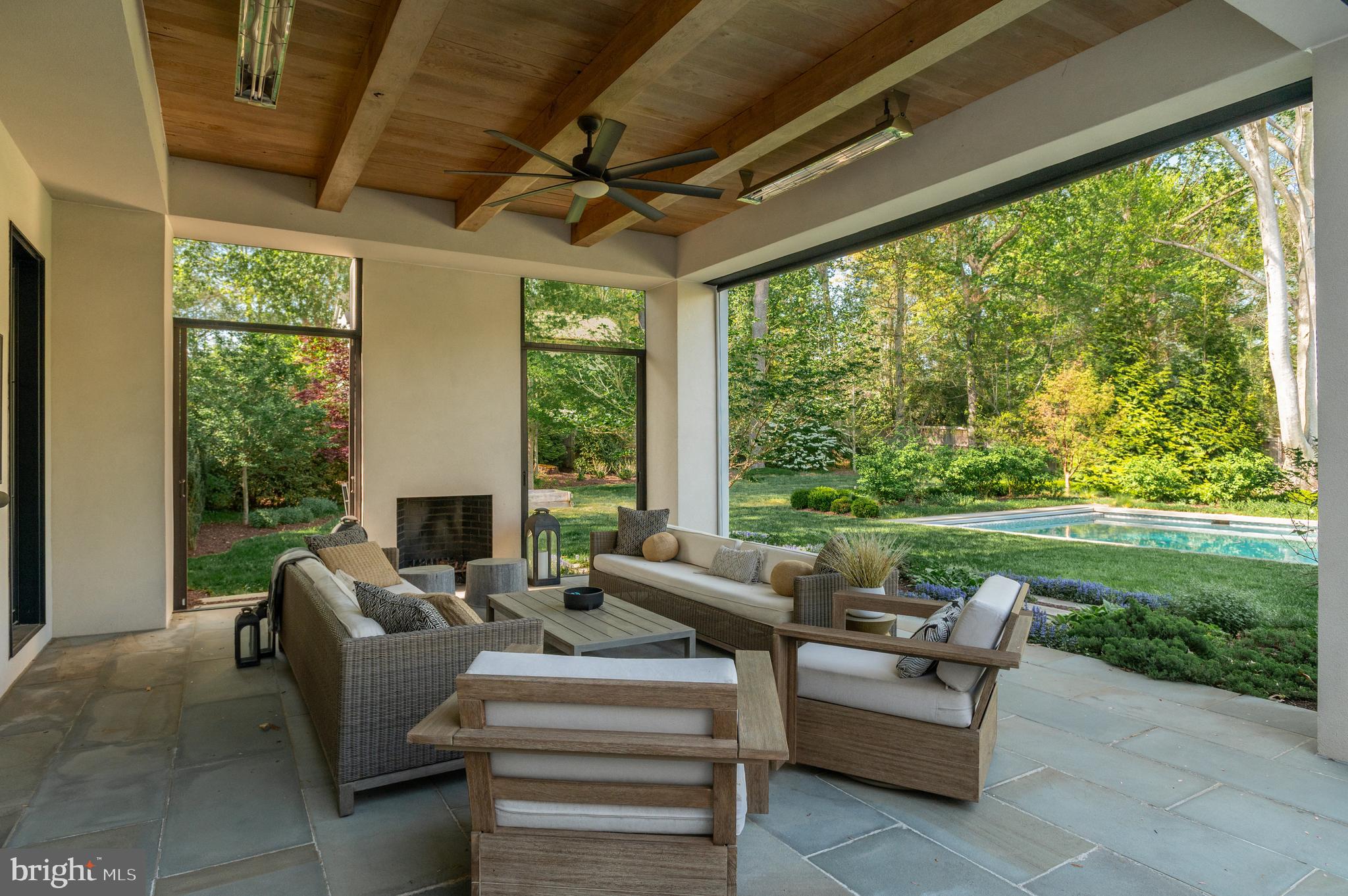 LONGWOOD - Residential