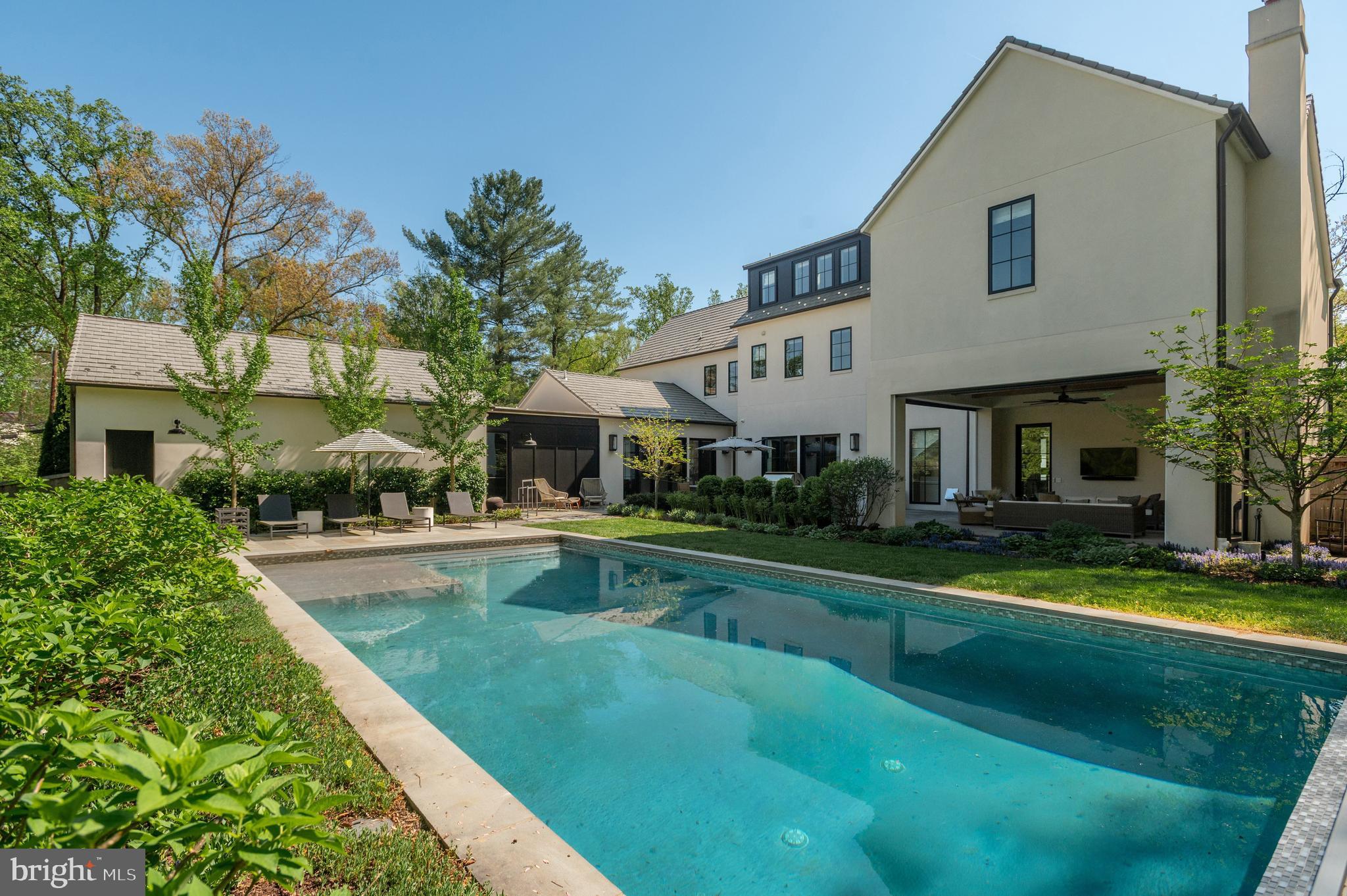 LONGWOOD - Residential