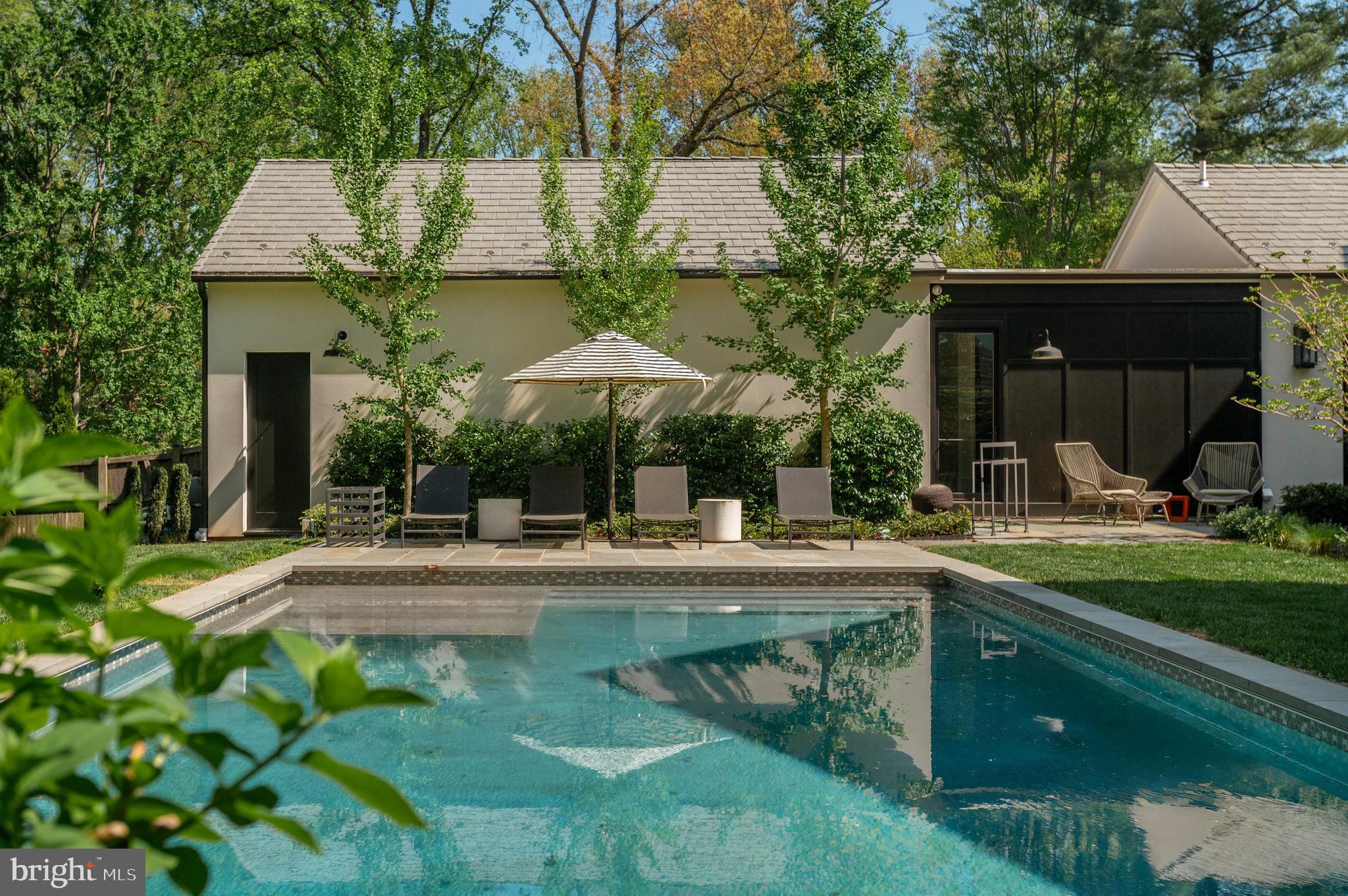 LONGWOOD - Residential