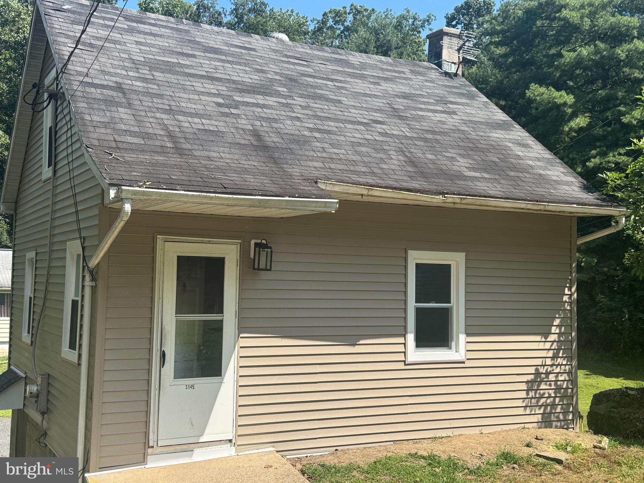 Recently renovated 1 Bedroom Single Home in Green Lane. Newer engineered floors, fresh paint throughout. Driveway parking. New kitchen, new bath, new windows, new siding, new range and refrigerator. Laundry hook up in basement.
Owner is a PA Licensed Realtor. NO PETS. 1st Month, Last Month, & Security Deposit Due with Certified checks at Lease Signing. Anyone over the age of 18 occupying the property must submit a rental application.
