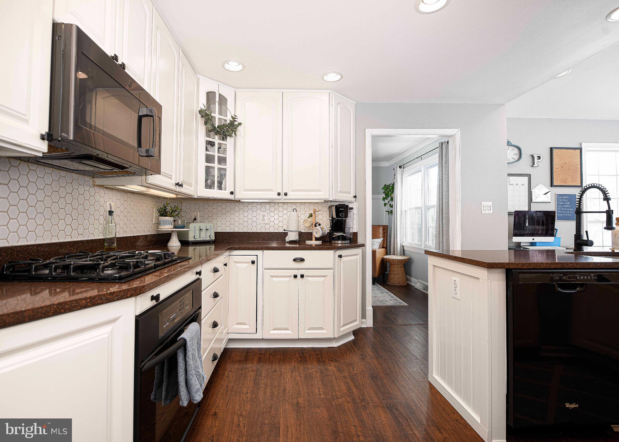 HOMESTEAD VILLAGE - Residential