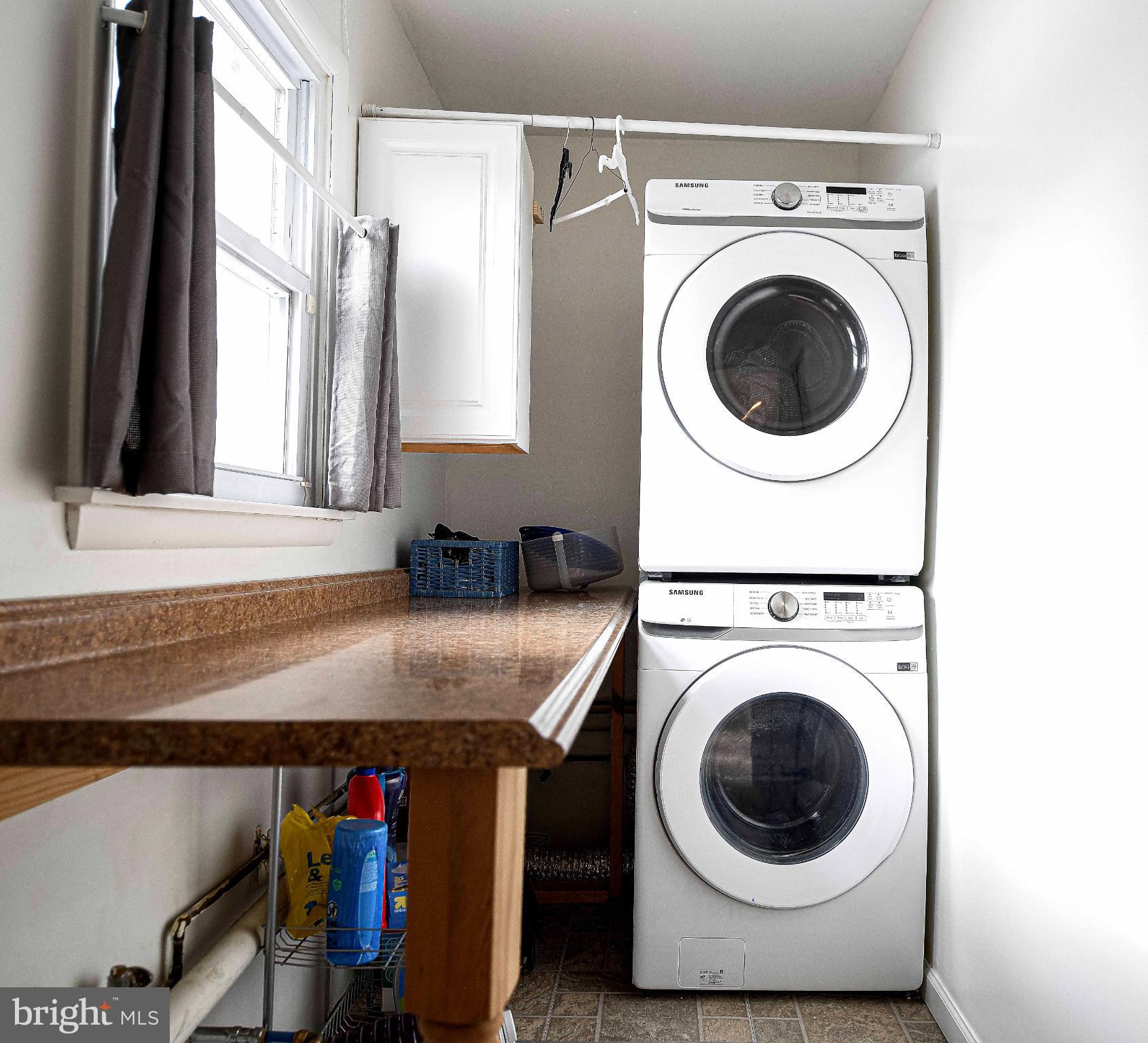 HOMESTEAD VILLAGE - Residential