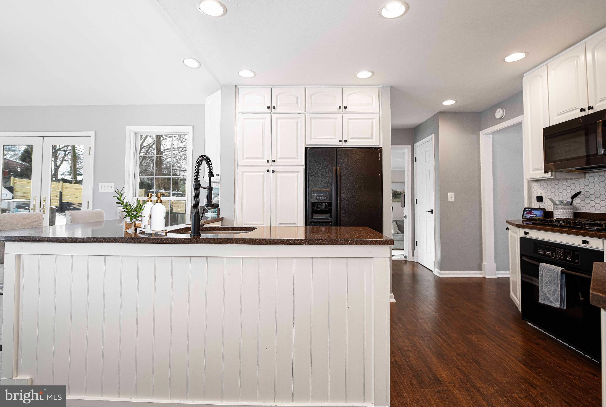 HOMESTEAD VILLAGE - Residential