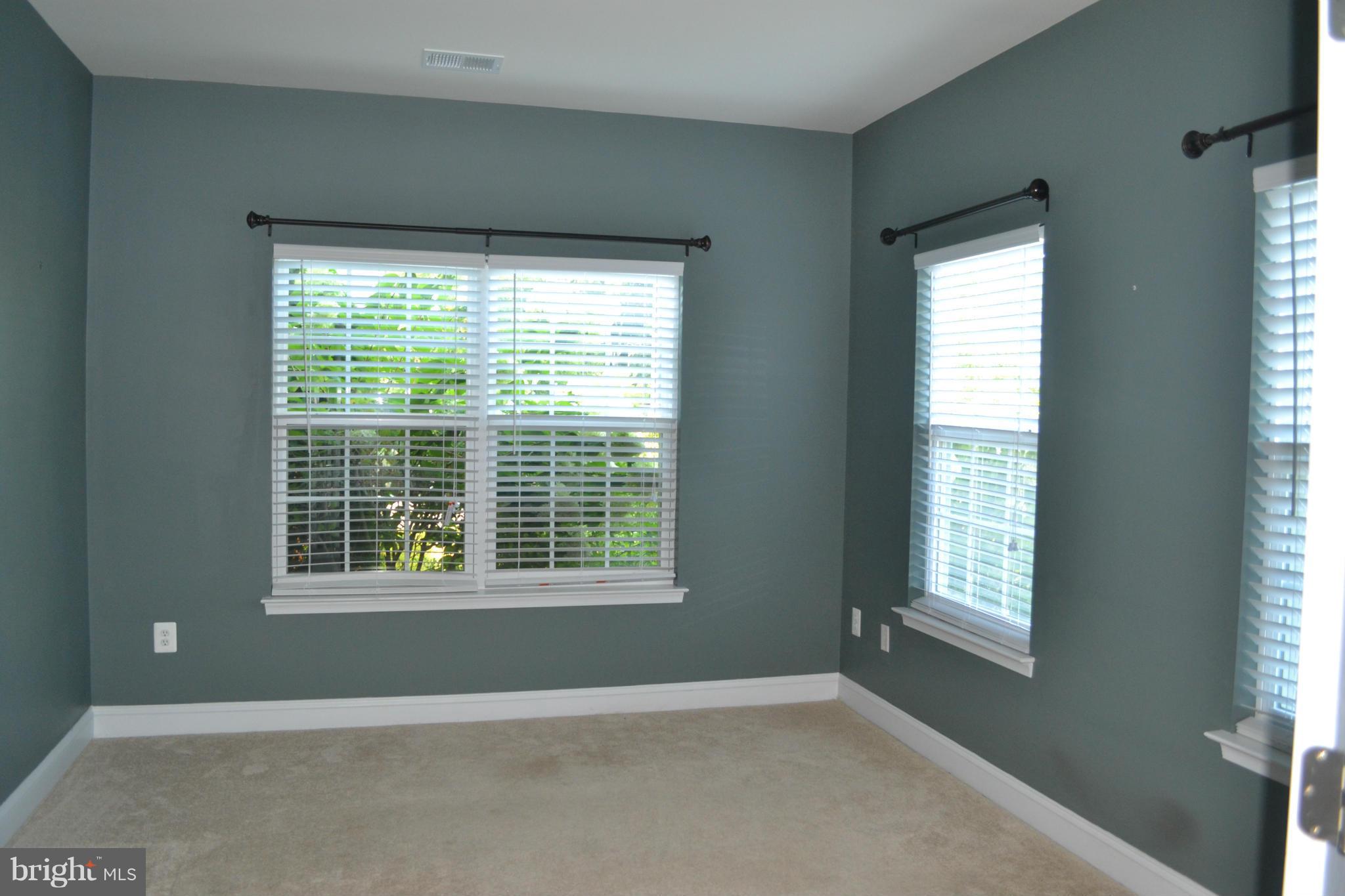 LAKELANDS AT EASTON - Residential