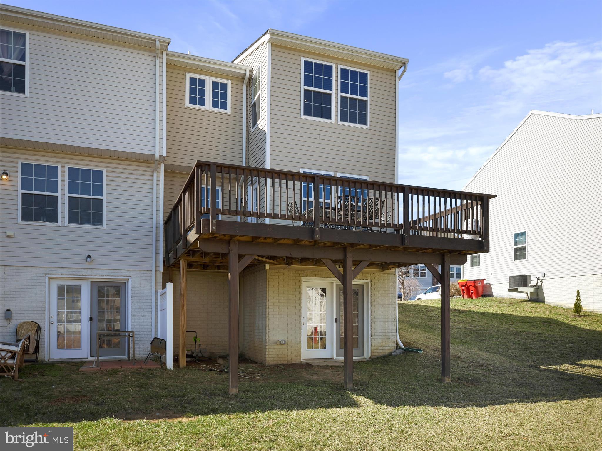 LAKELAND PLACE - Residential