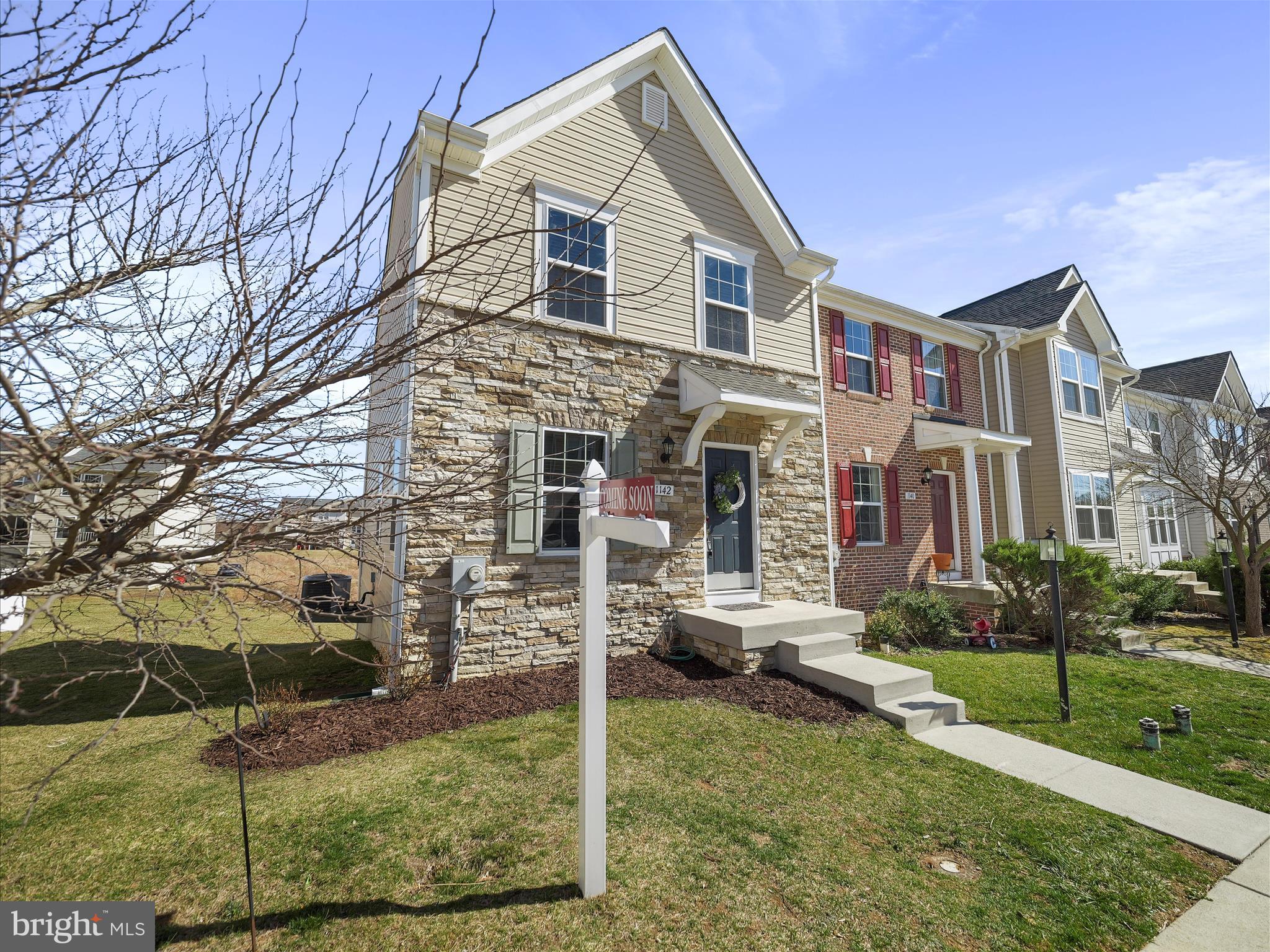 LAKELAND PLACE - Residential