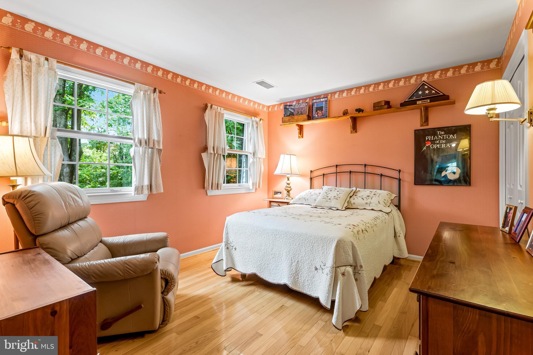 BEAVERBROOK - Residential