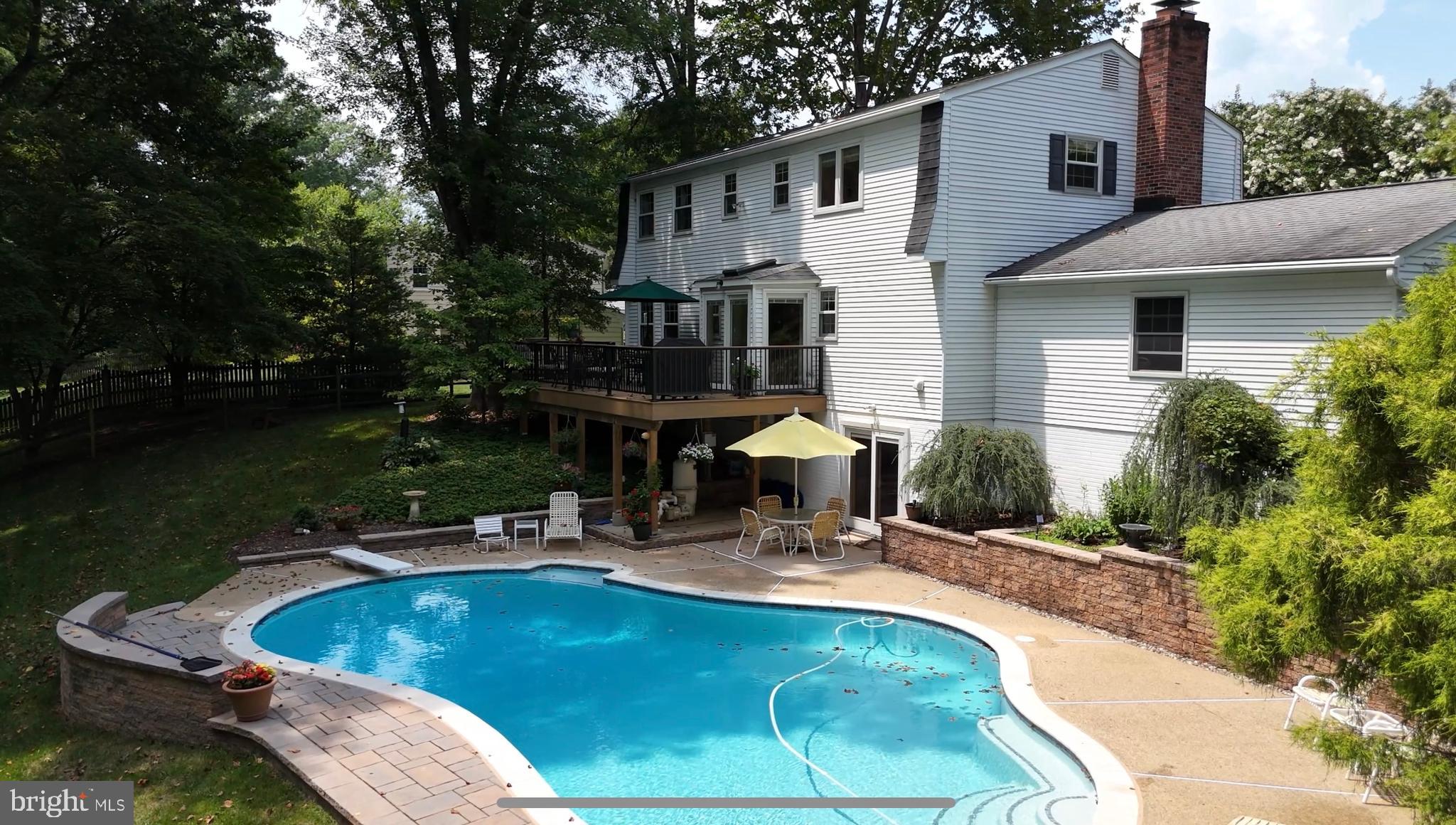 BEAVERBROOK - Residential