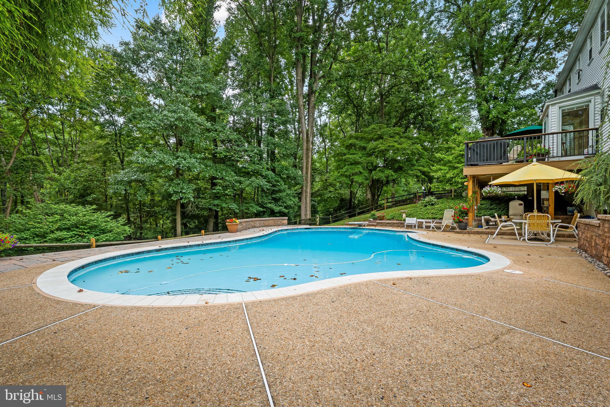 BEAVERBROOK - Residential