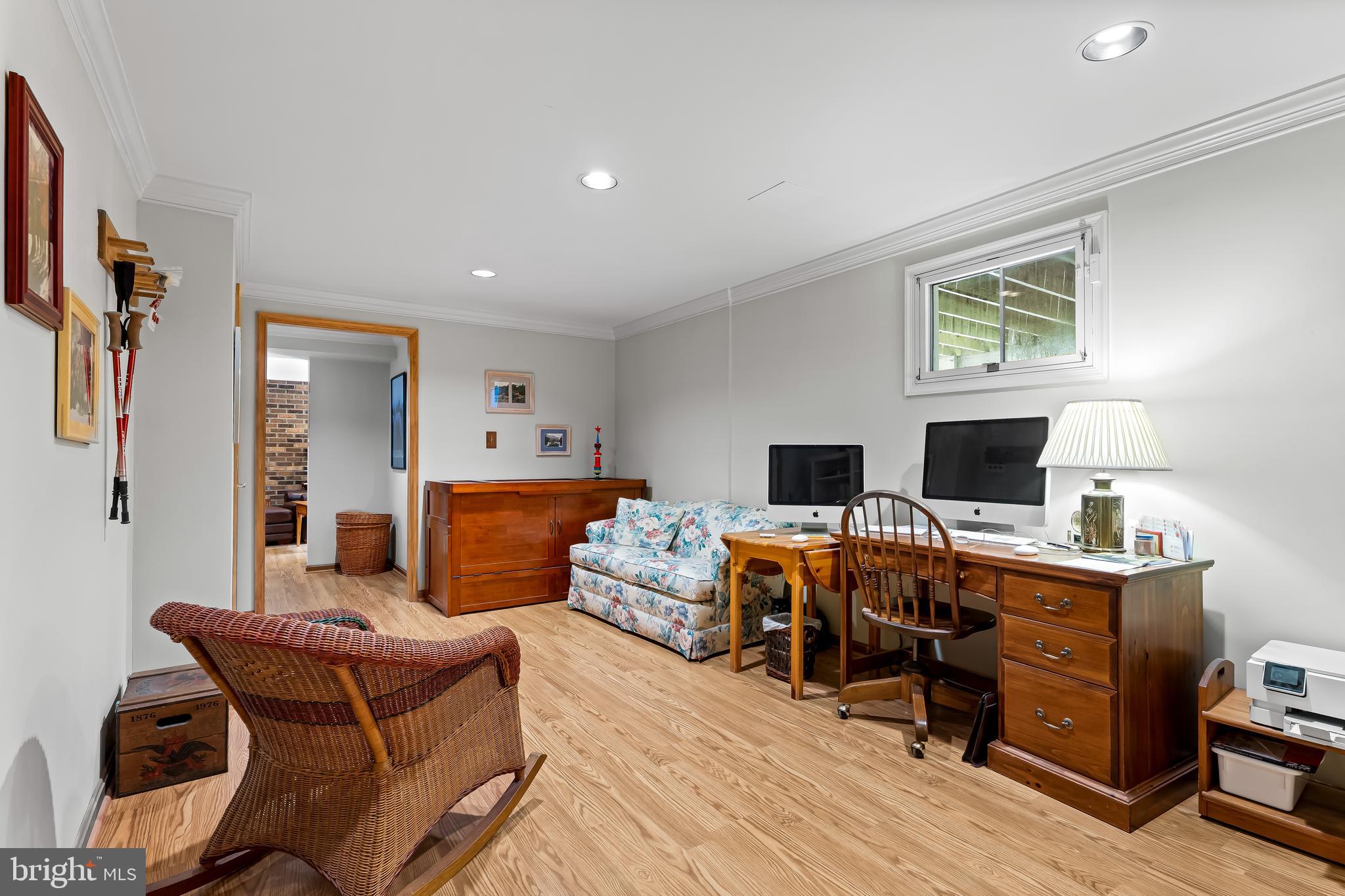 BEAVERBROOK - Residential