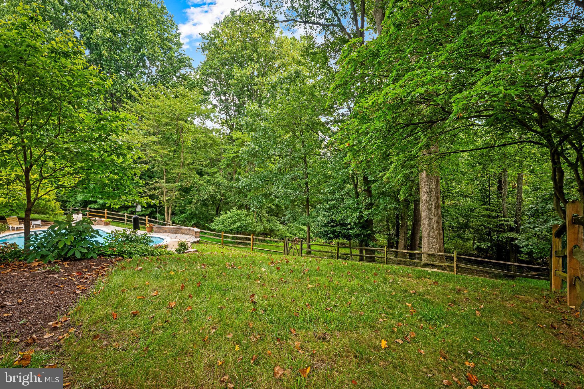 BEAVERBROOK - Residential