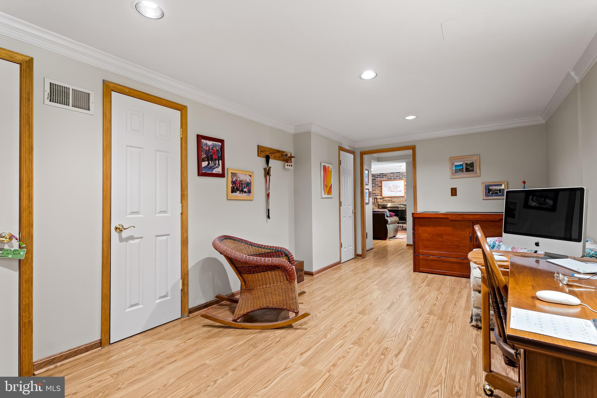 BEAVERBROOK - Residential