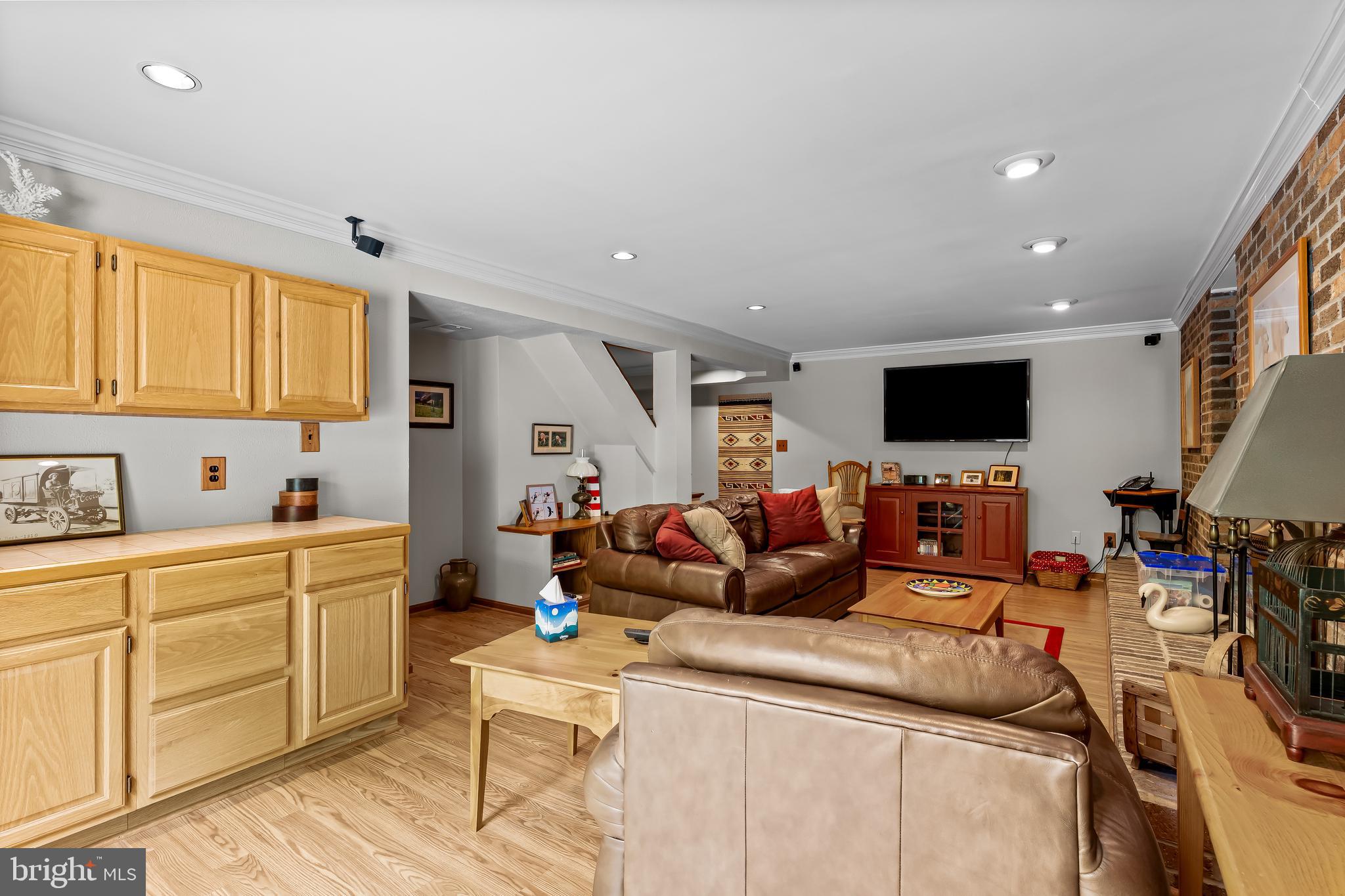 BEAVERBROOK - Residential