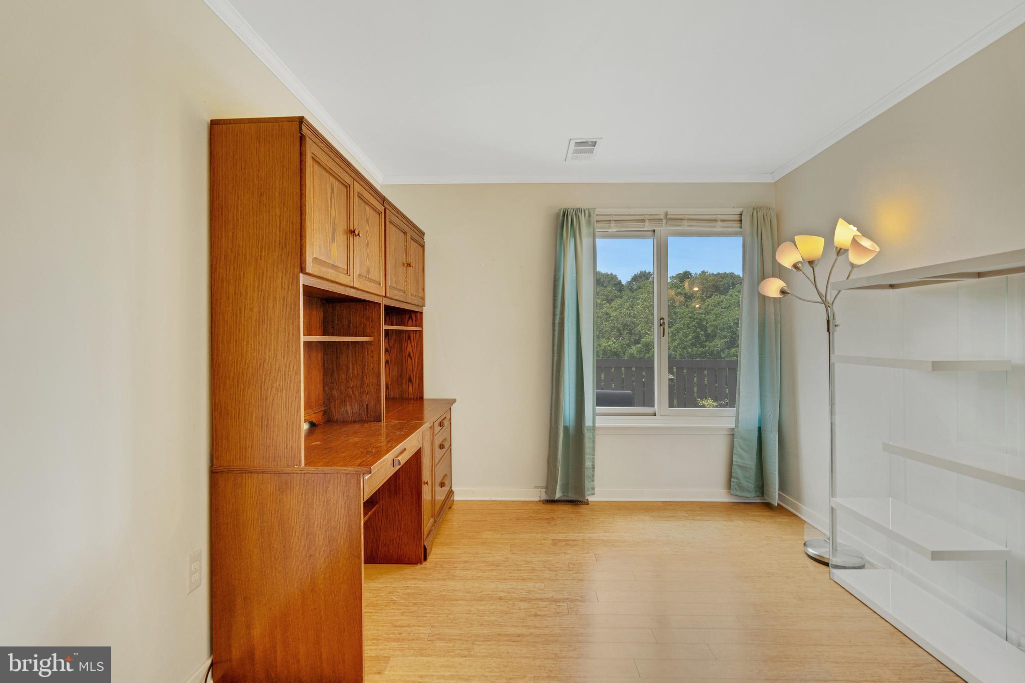 BIRCHWOOD - Residential