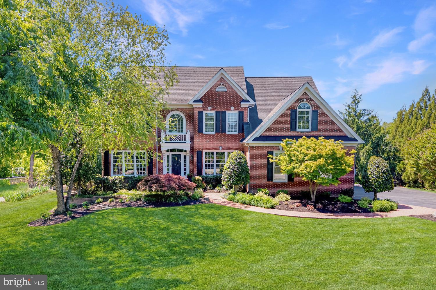 43079 LAGO GALLERIE COURT