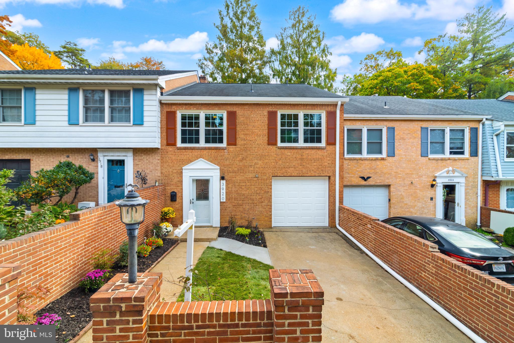 LONDON SQUARE - Residential